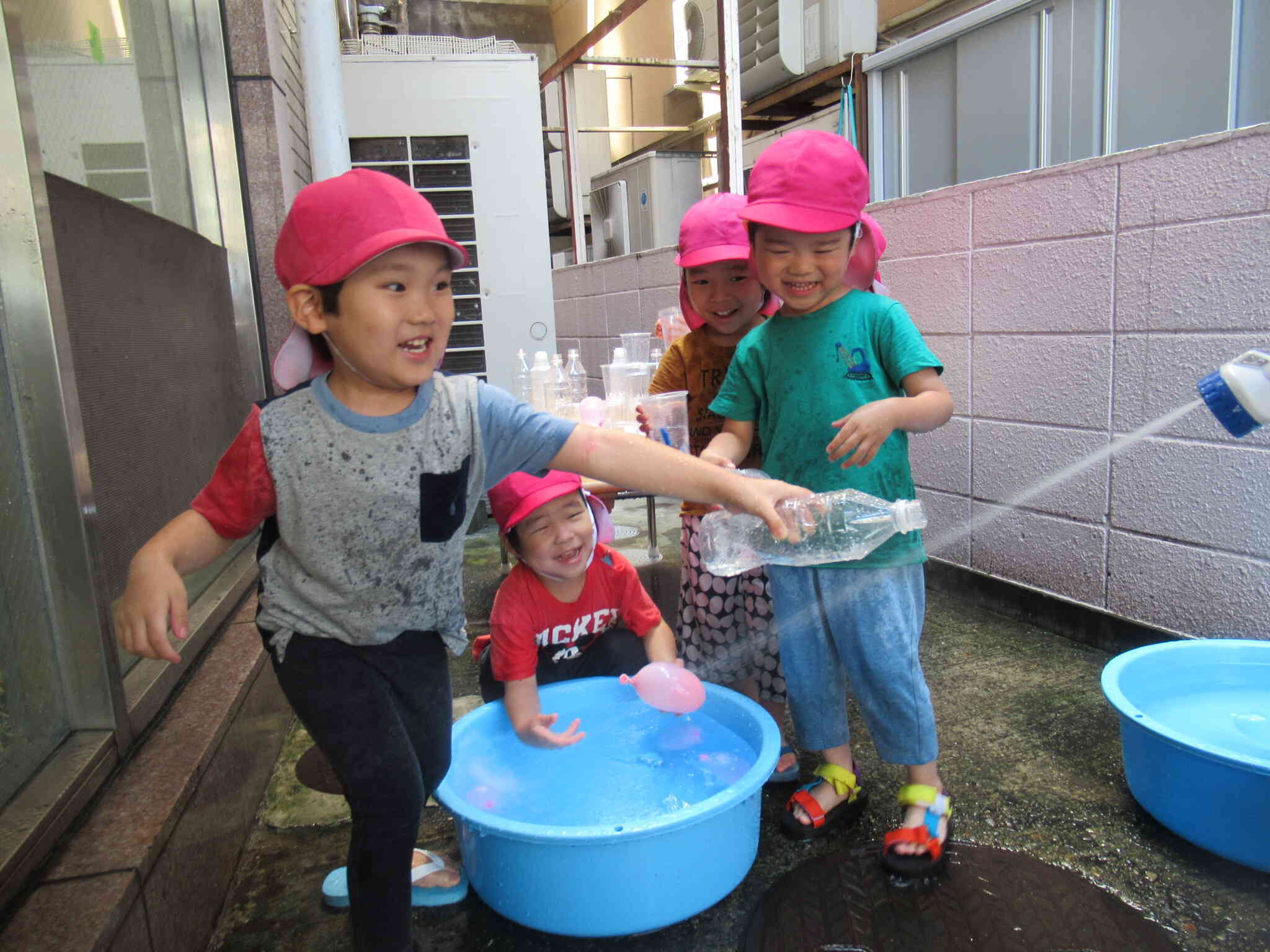 お水大好き！3歳児　りす組