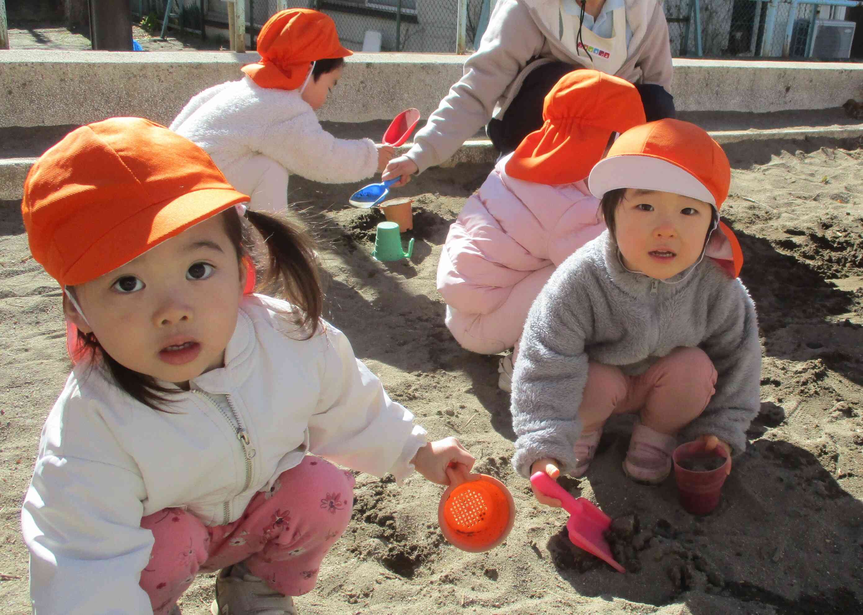 １歳児　うさぎ組　外遊び