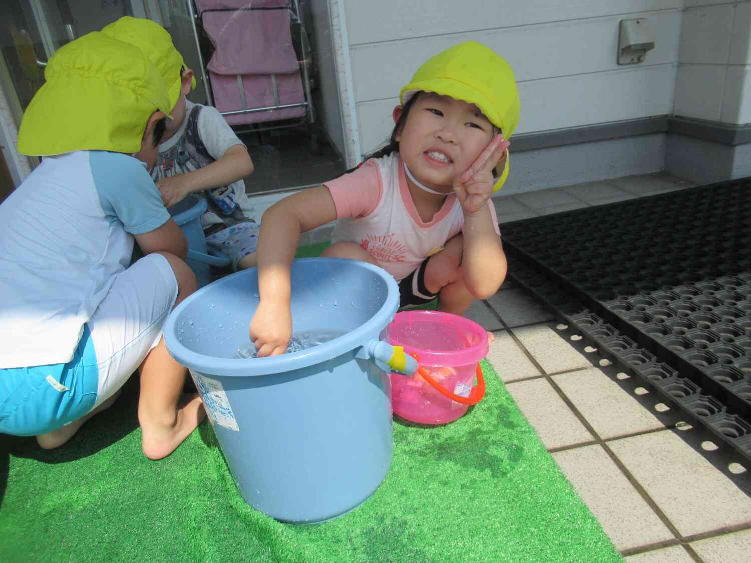 おもいっきり水遊び（3歳児）