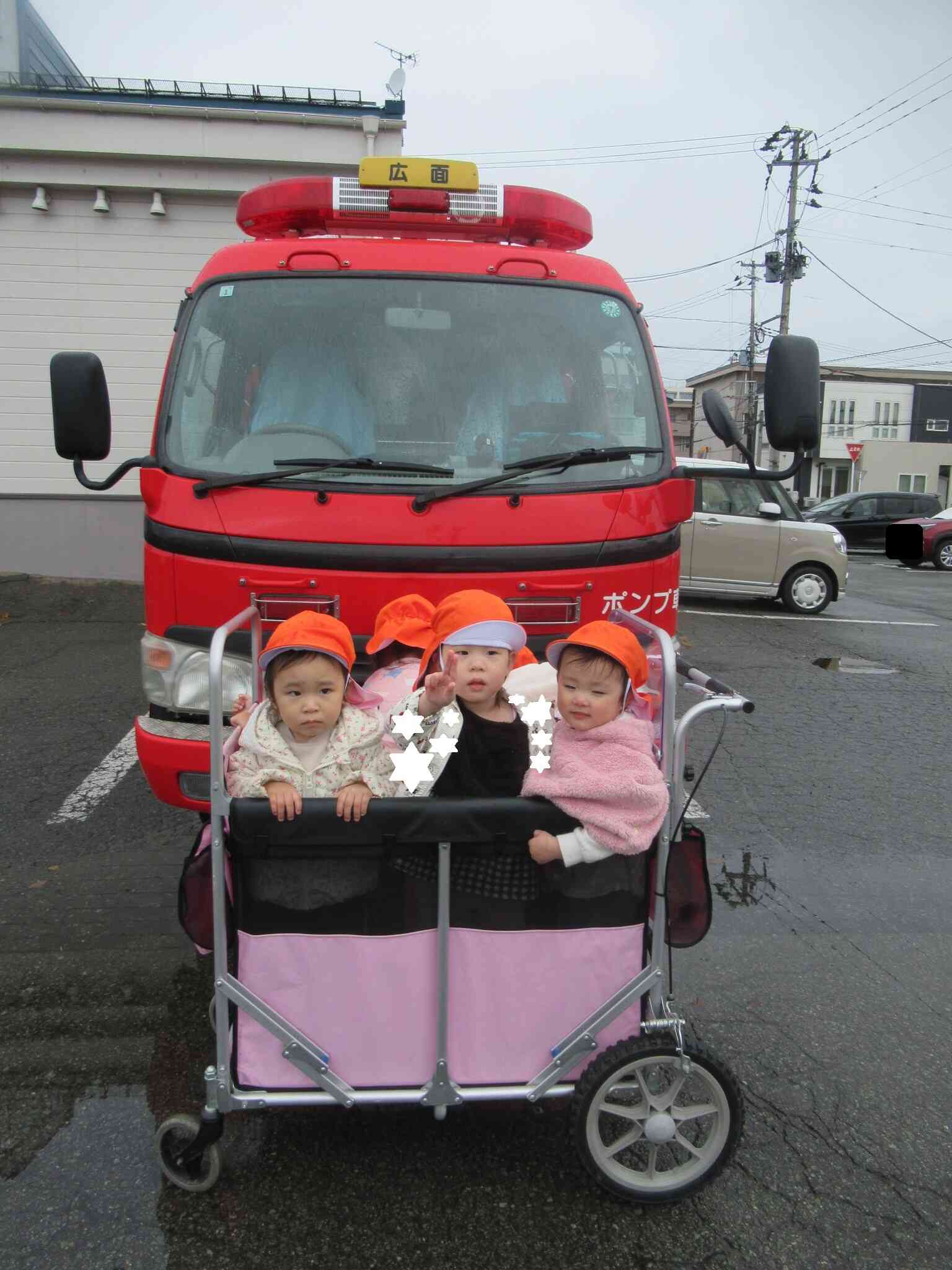 憧れの消防車と写真を撮ったよ