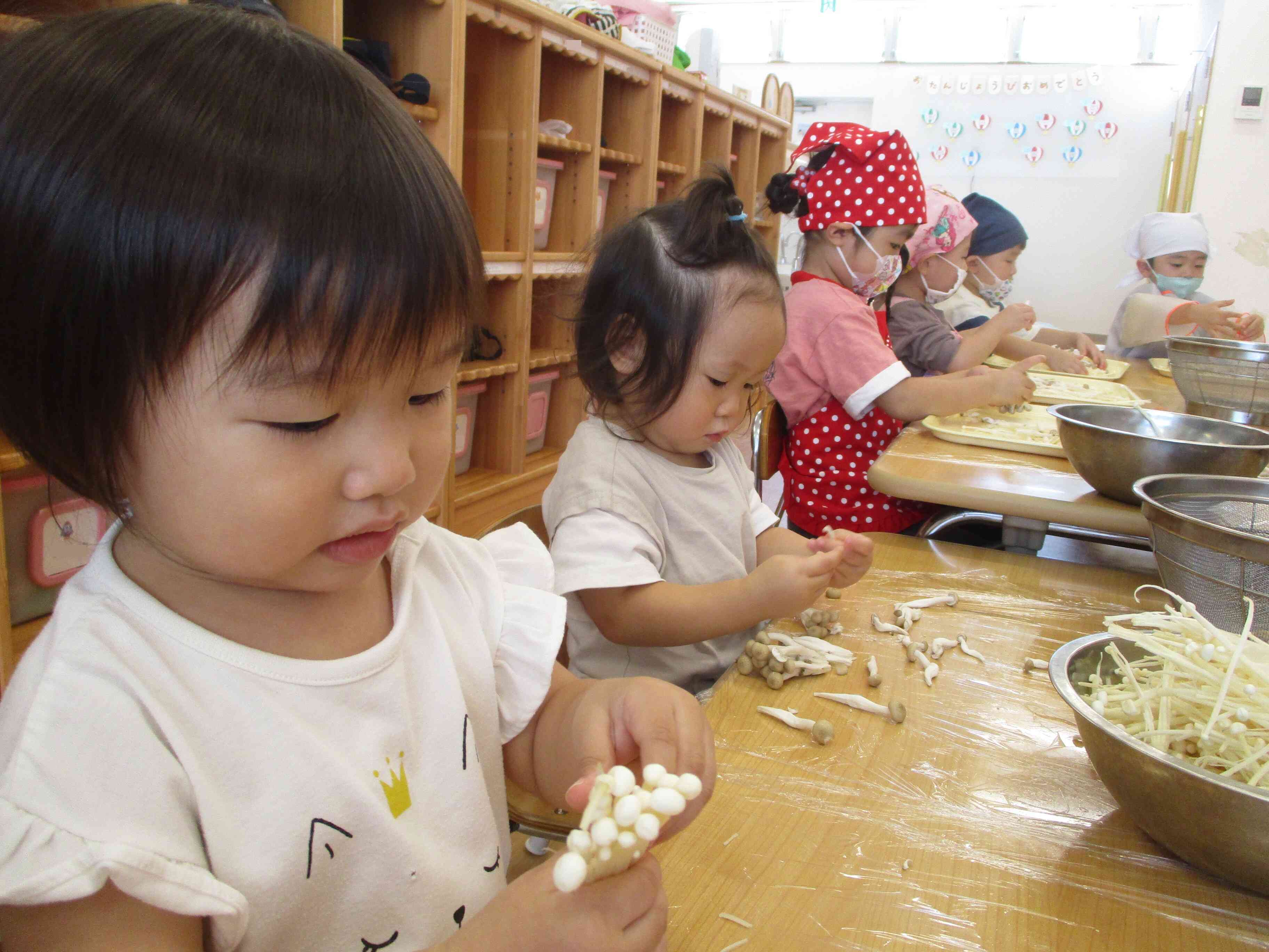 １歳児あひる組のお友だちもチャレンジ！