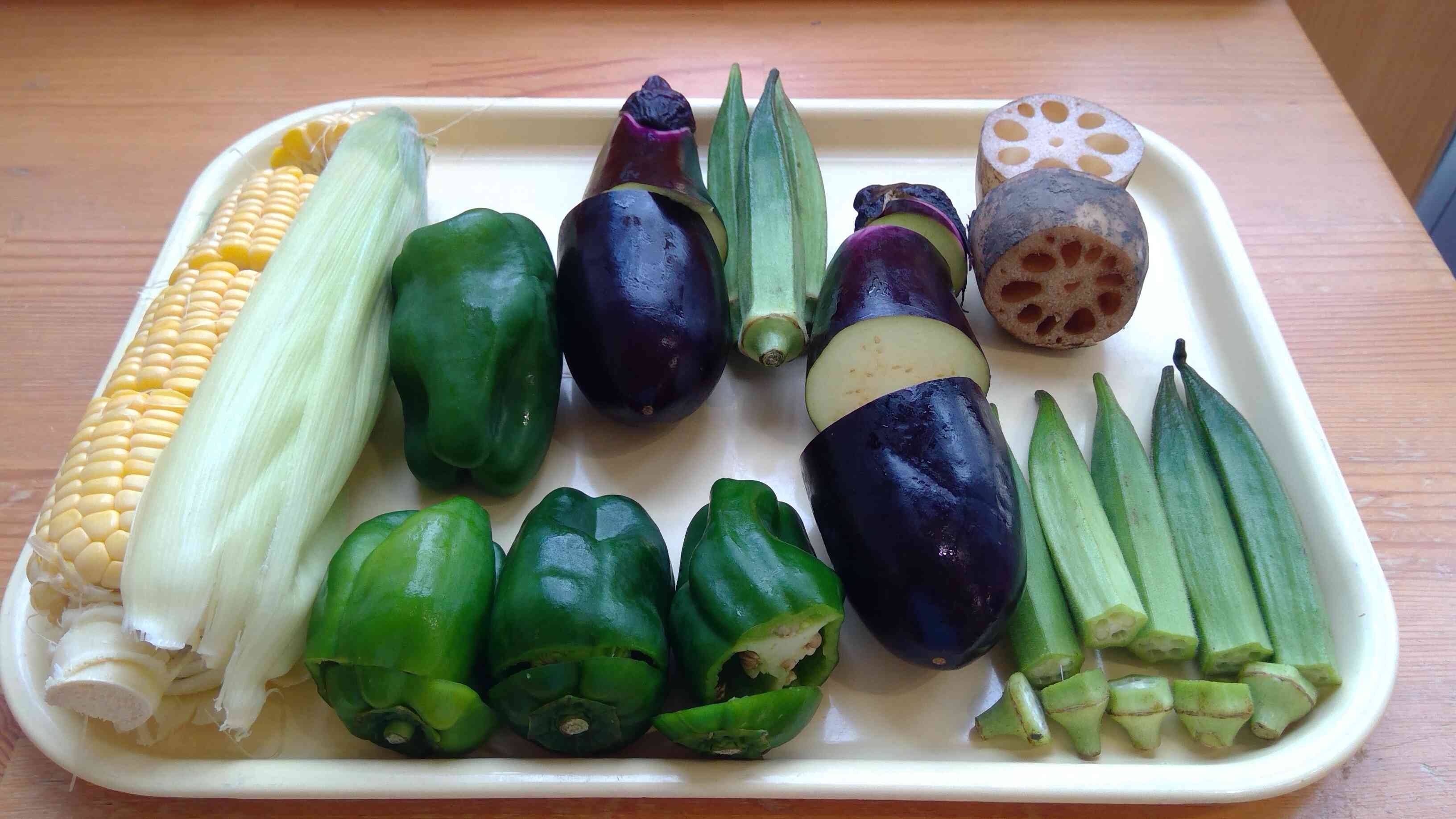 食育「野菜スタンプ」