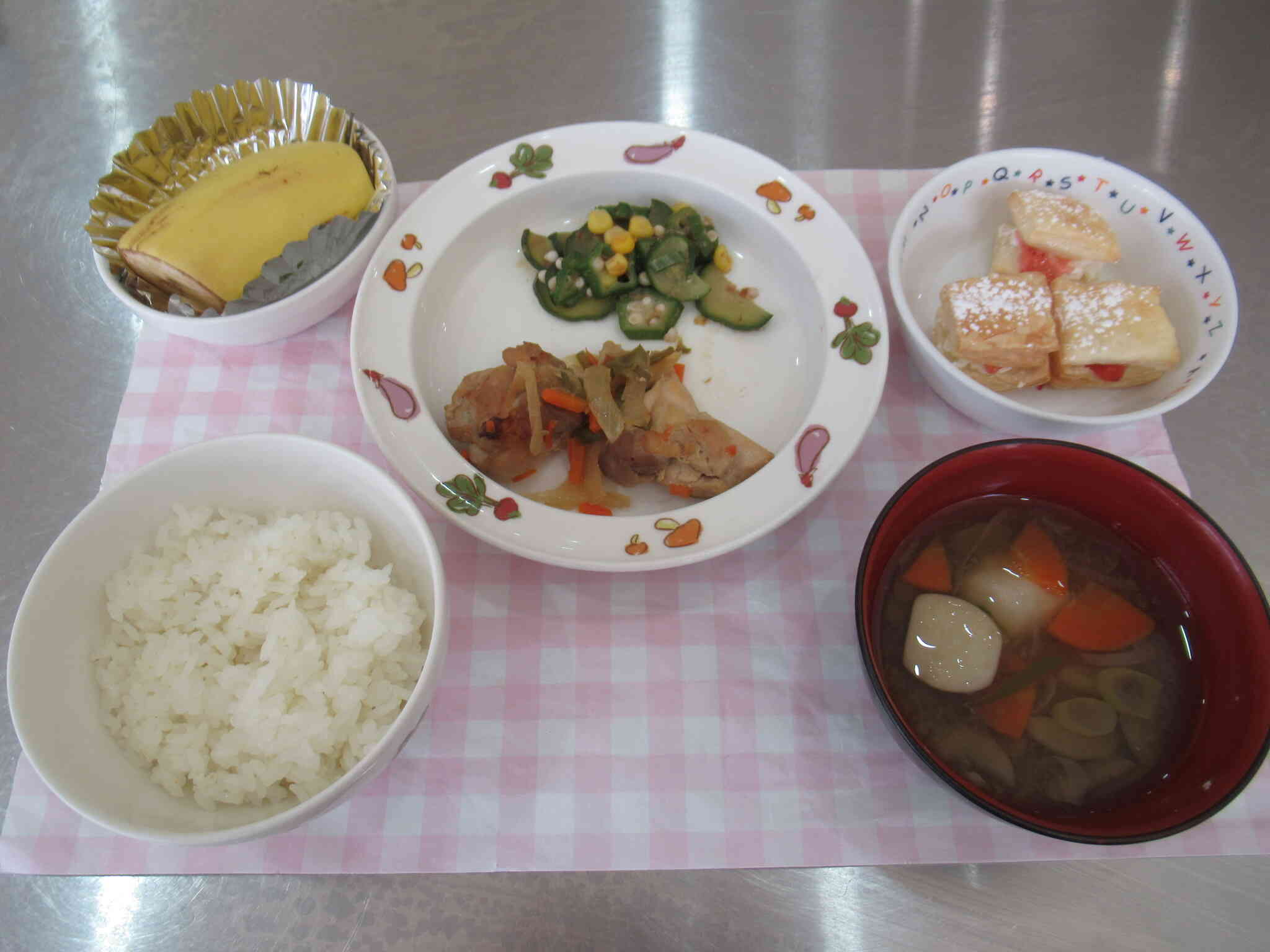 1月8日　給食（おやつ）