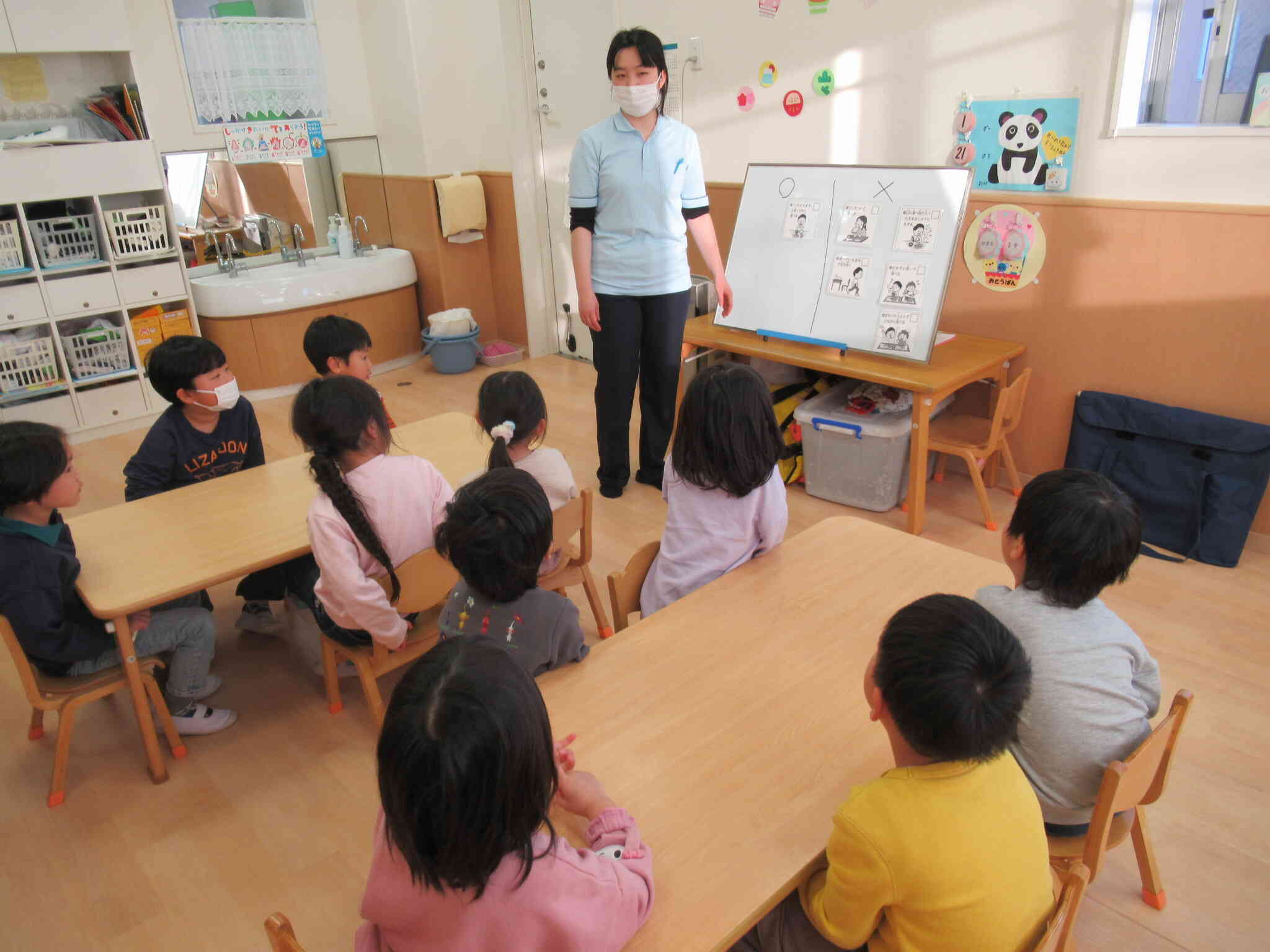 食育：食事のマナーについて【4歳児クラス：ぱんだ組】