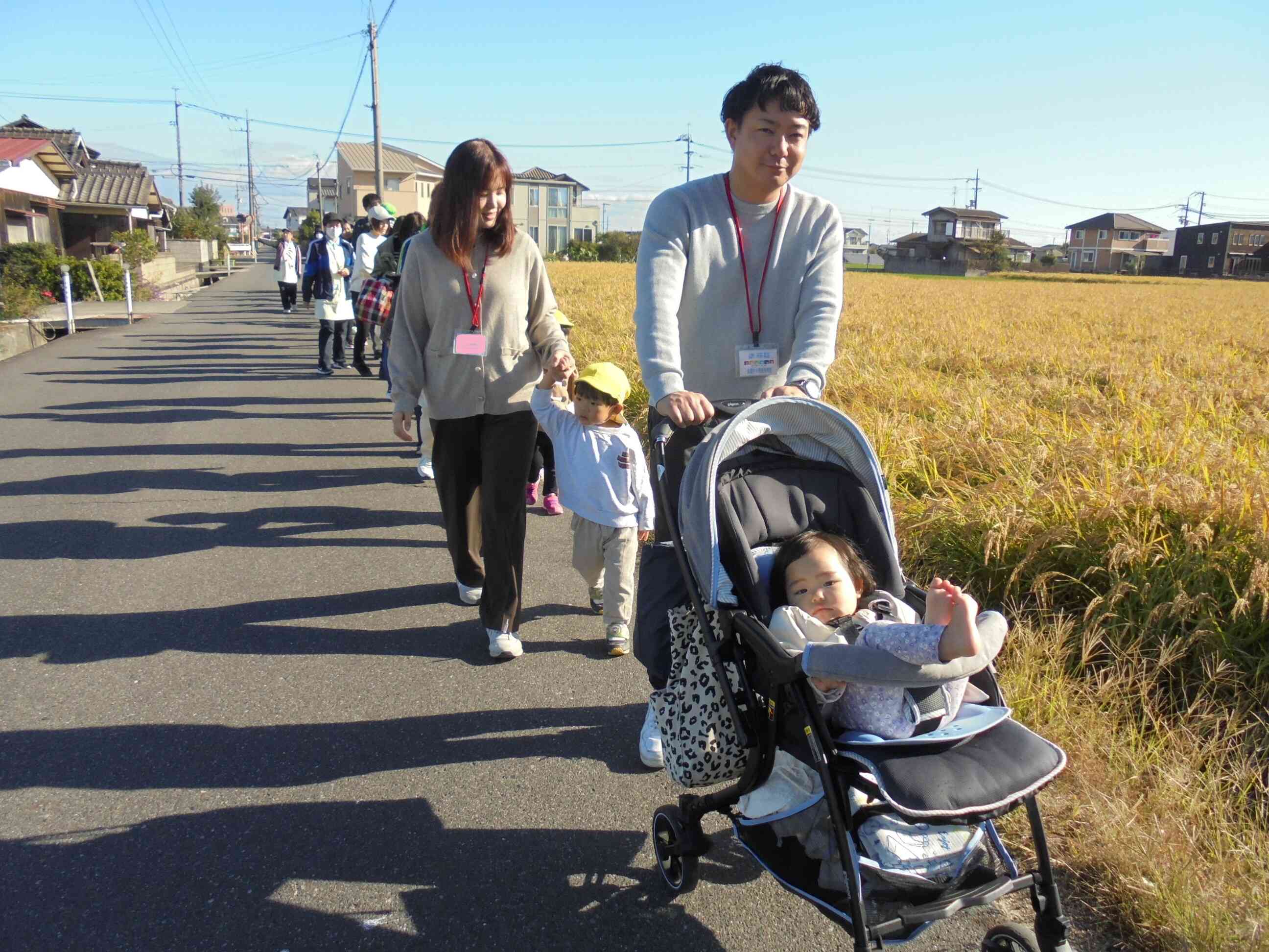 上手に並んで公園まで行きましたよ。