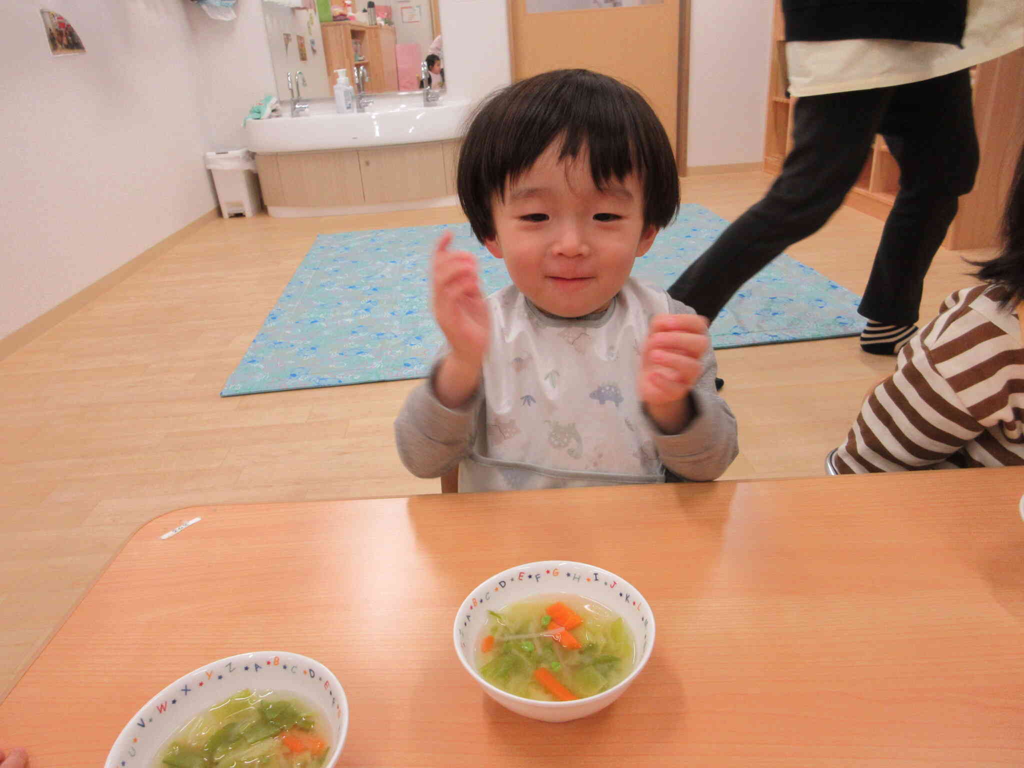 野菜ちぎちぎクッキング②～１歳児～