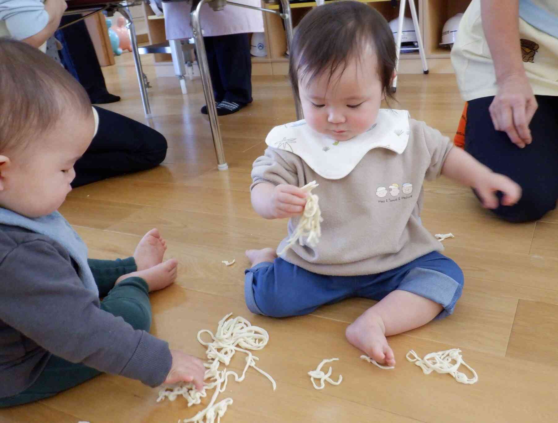 うどんを触ったよ～！