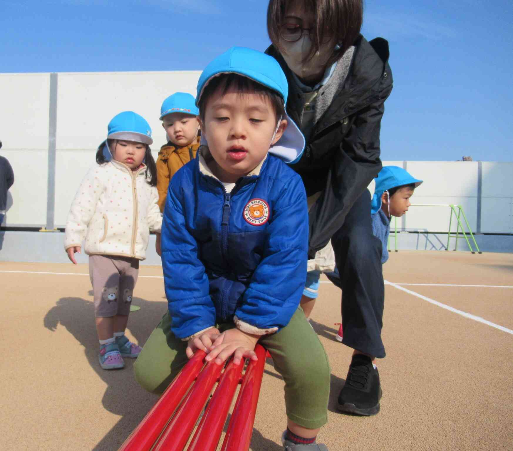 こんな平均台も初めて♪