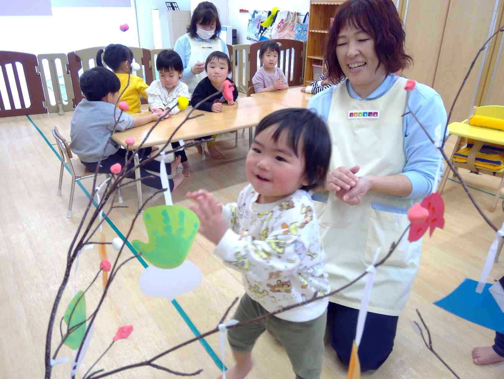 飾った後のミズキを見て、大喜び☆