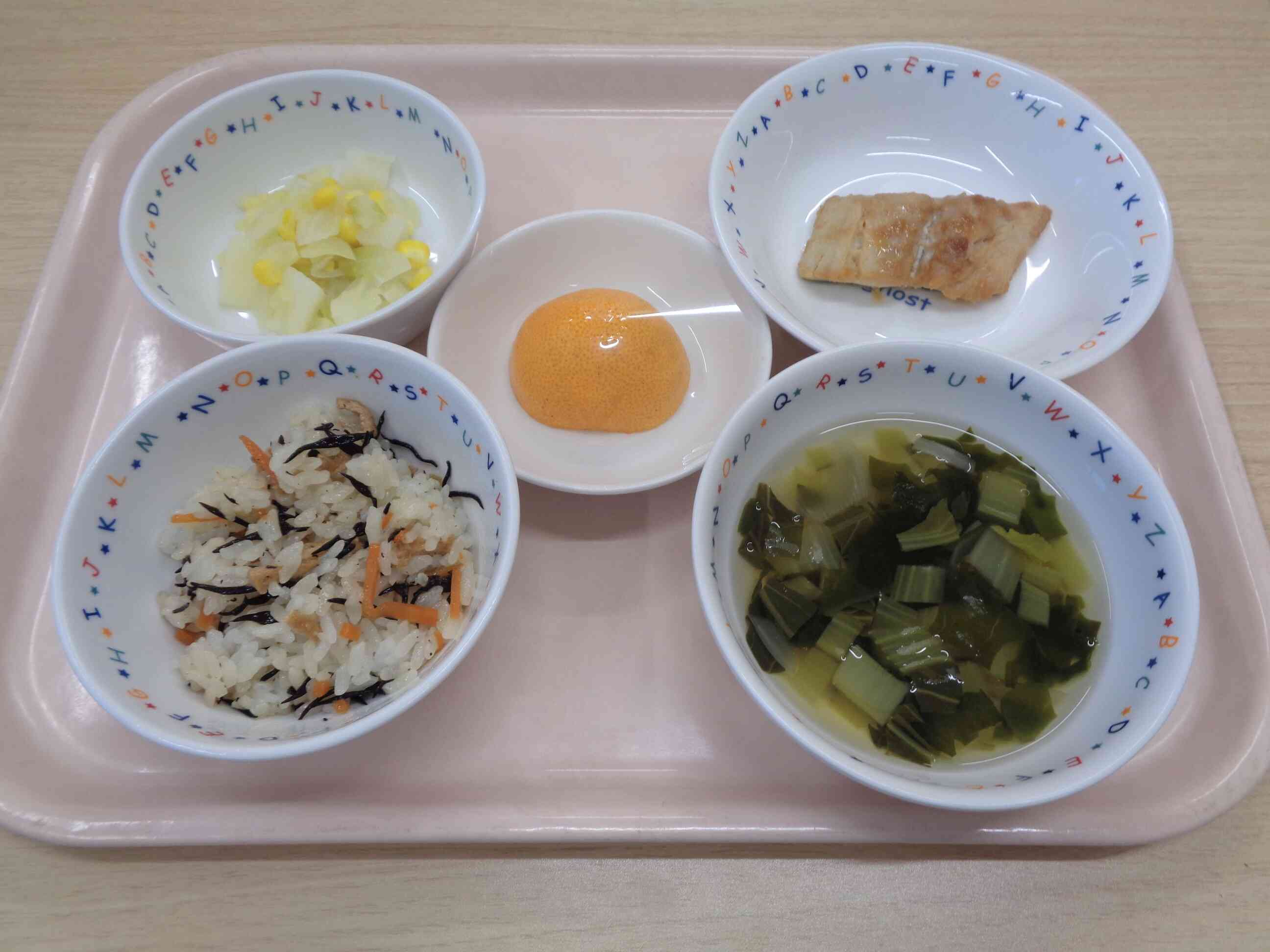 １２月６日の給食