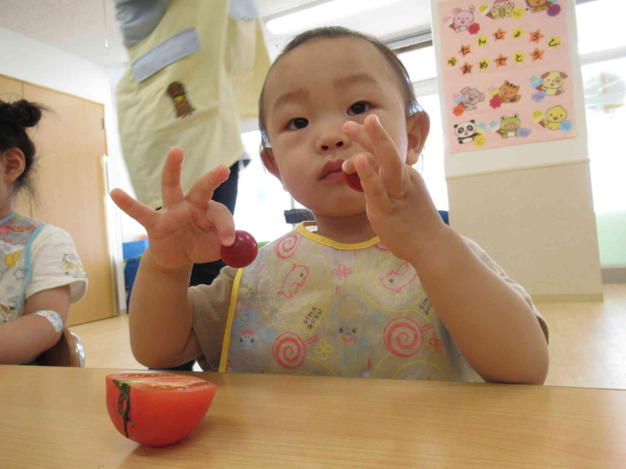 今回の食育は「トマト」