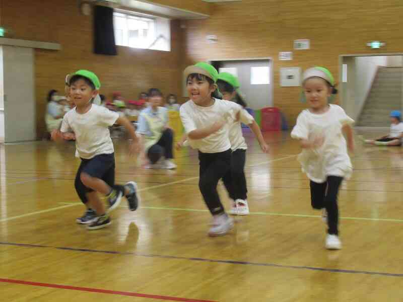 楽しそうな笑顔です