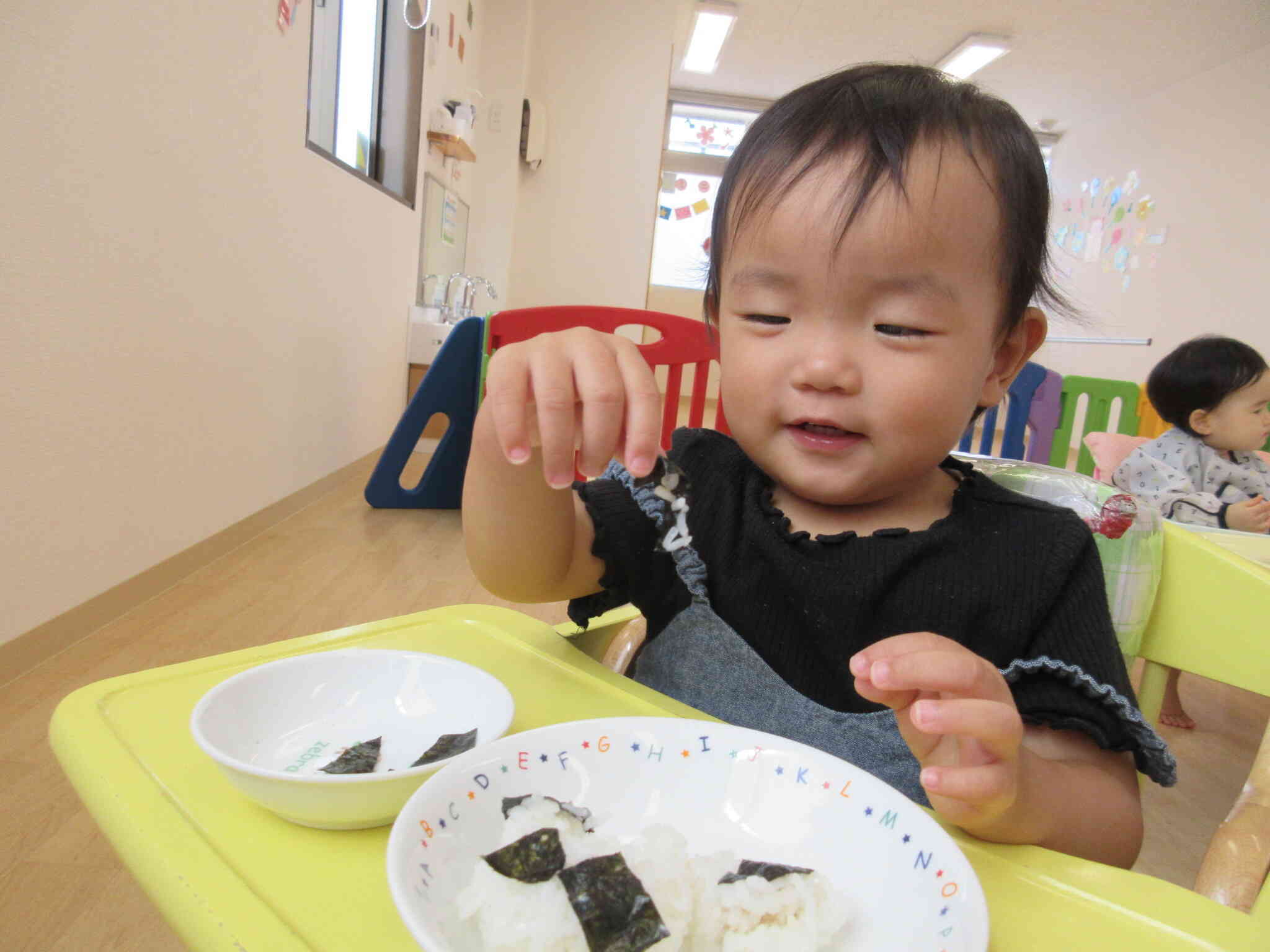 子育てひろば９月　食育「おにぎりを作ろう！」