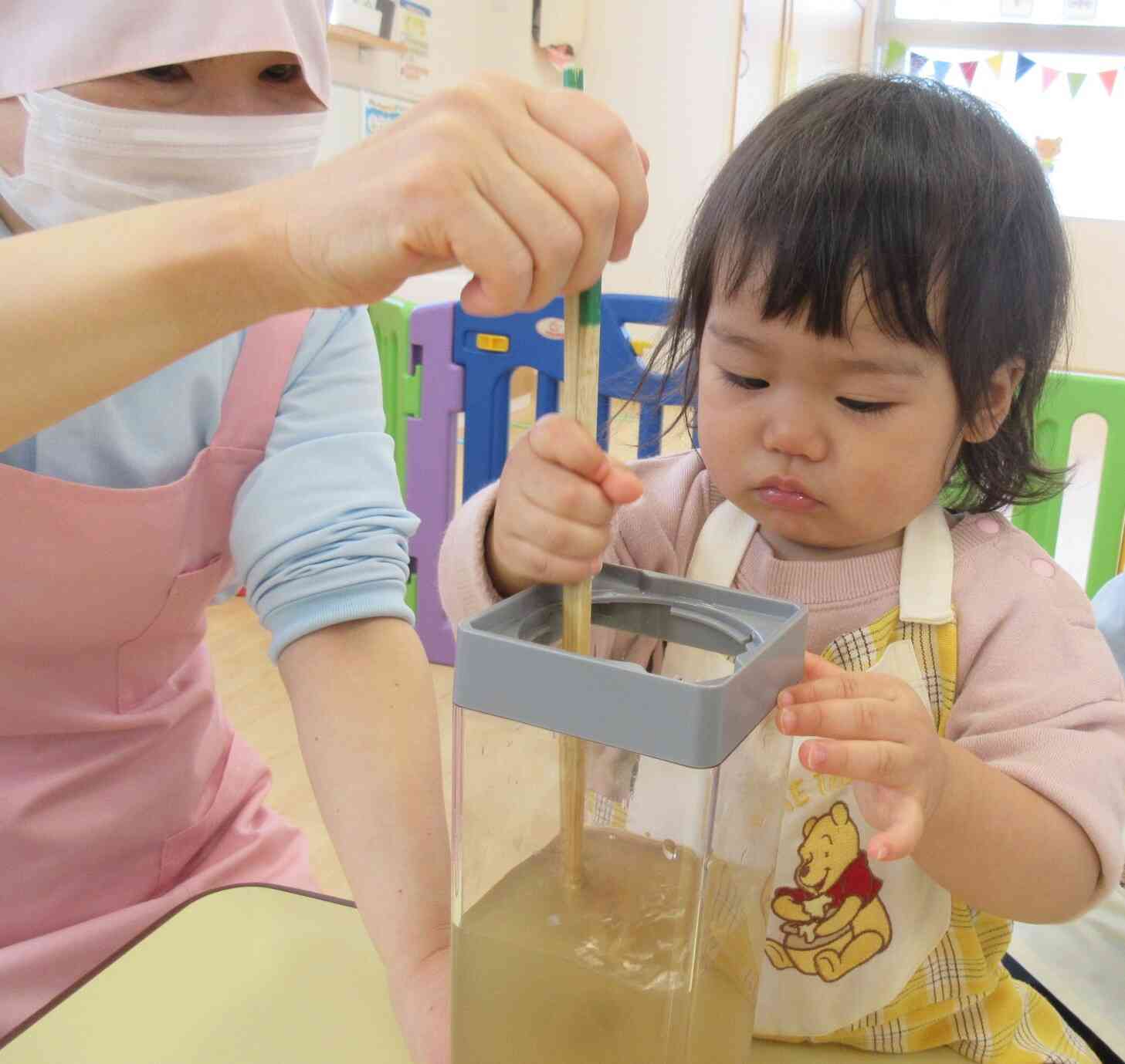 エプロン姿がママみたい☆