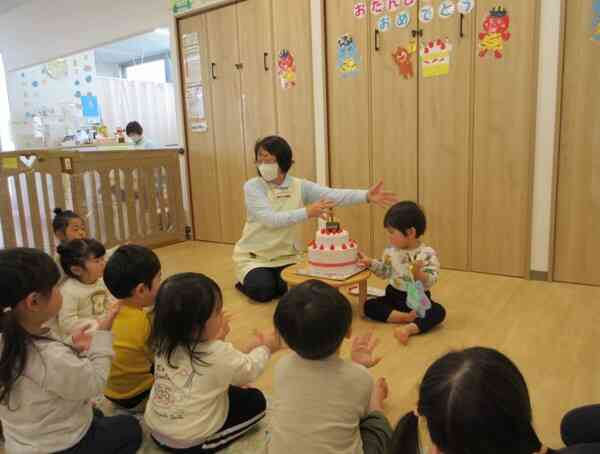 2月生まれのお友だちのお祝いをしたよ♪