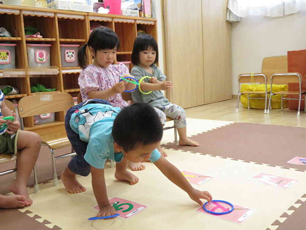 うさぎ組（2歳児）英語レッスン