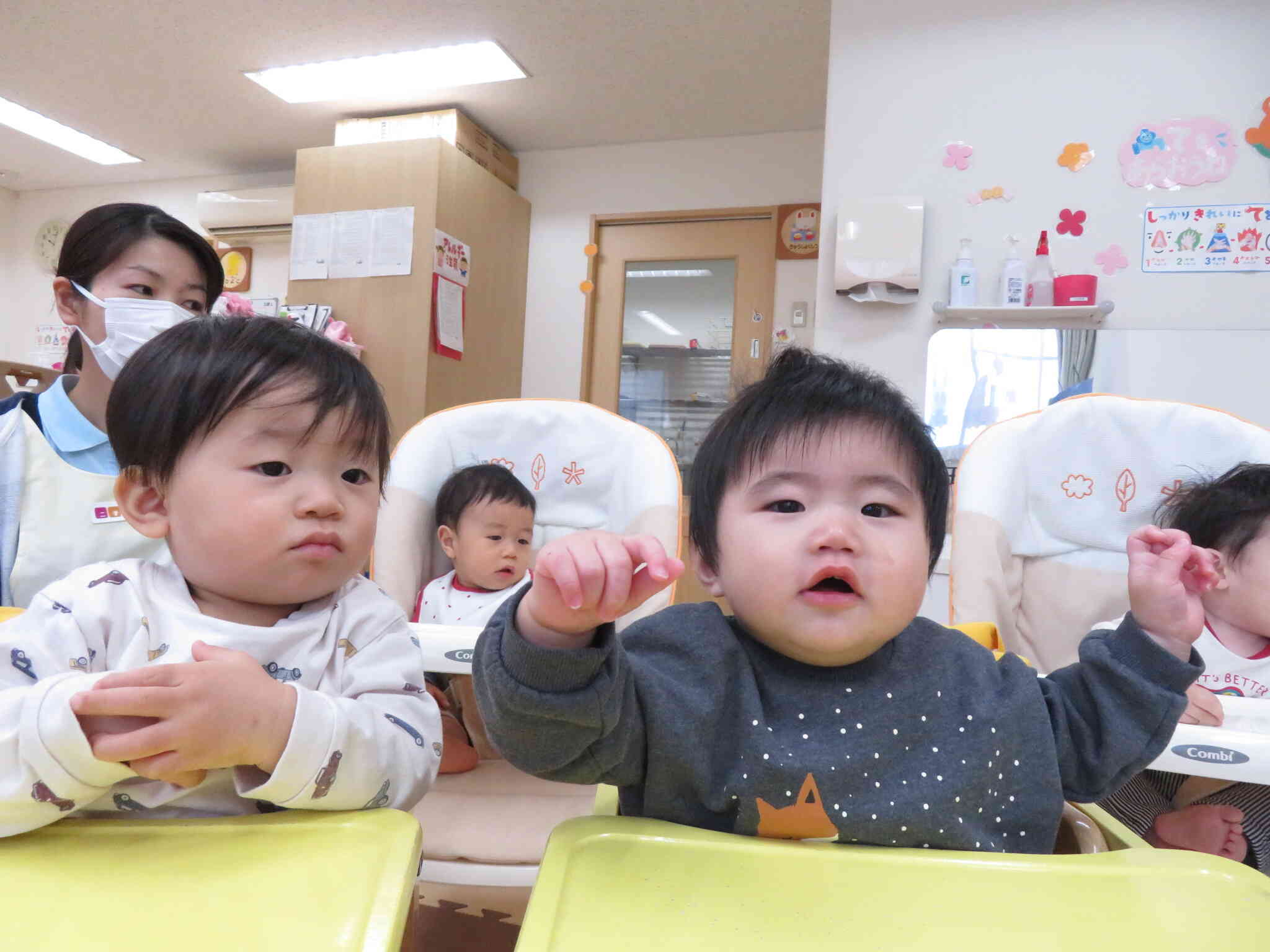 ひよこ組（0歳児クラス）の様子