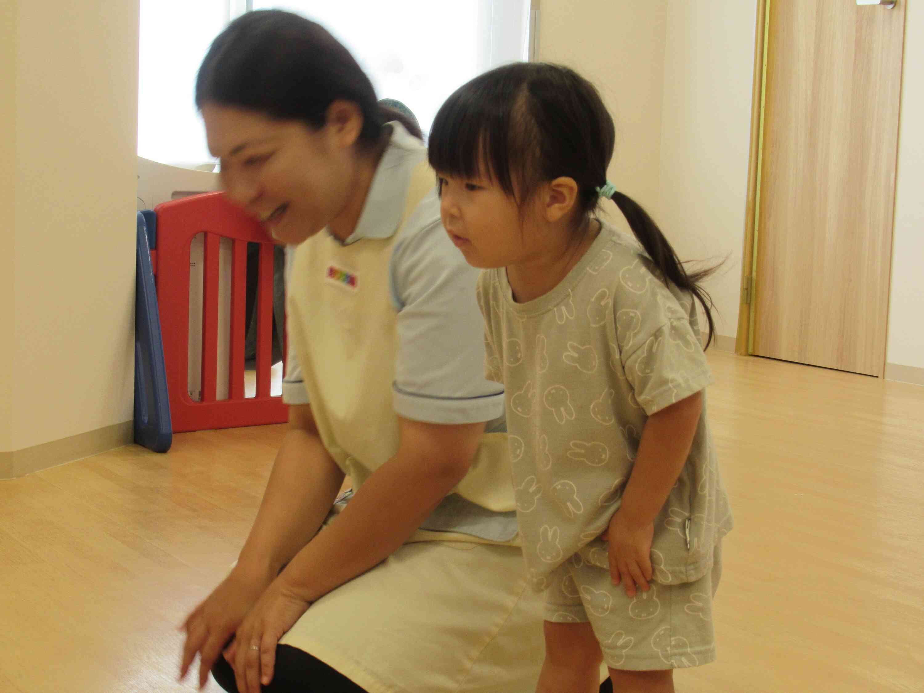 おかえりの会では、先生と一緒に「さようなら」するよ！また明日もたくさんあそぼうね☆彡