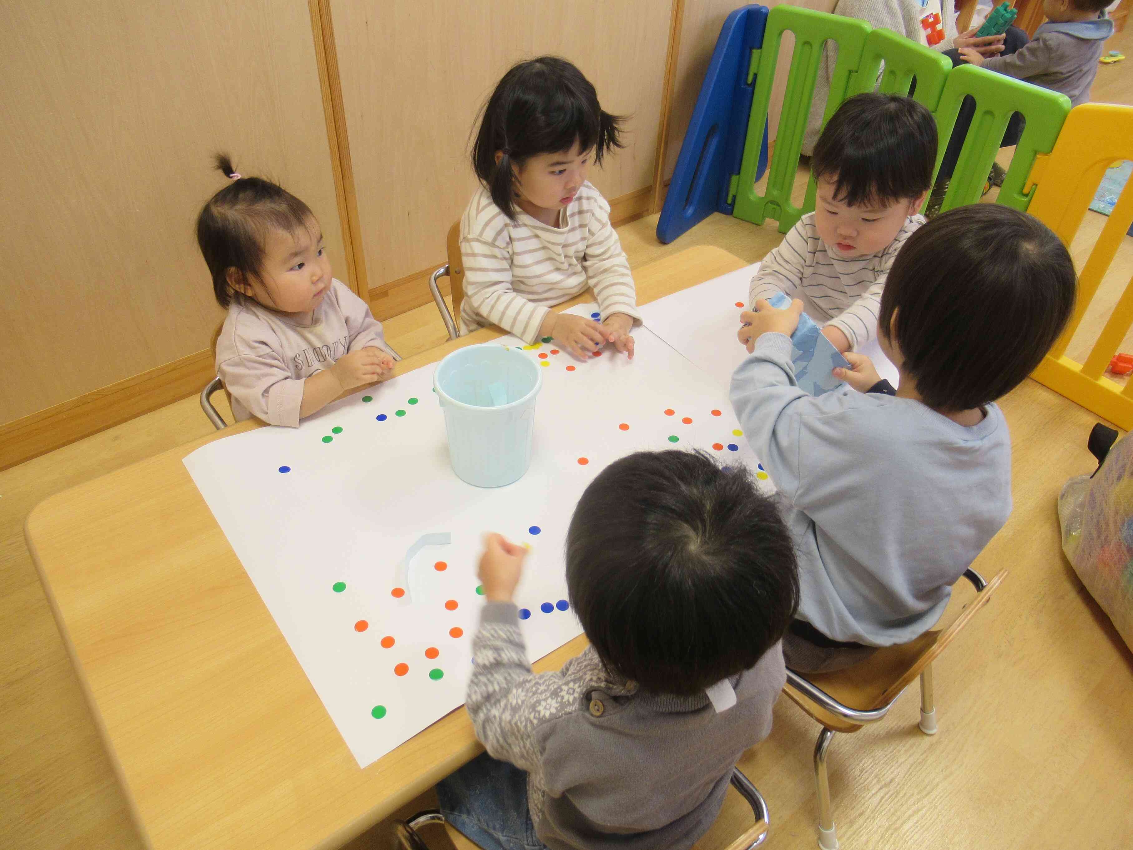 お部屋で遊んだよ