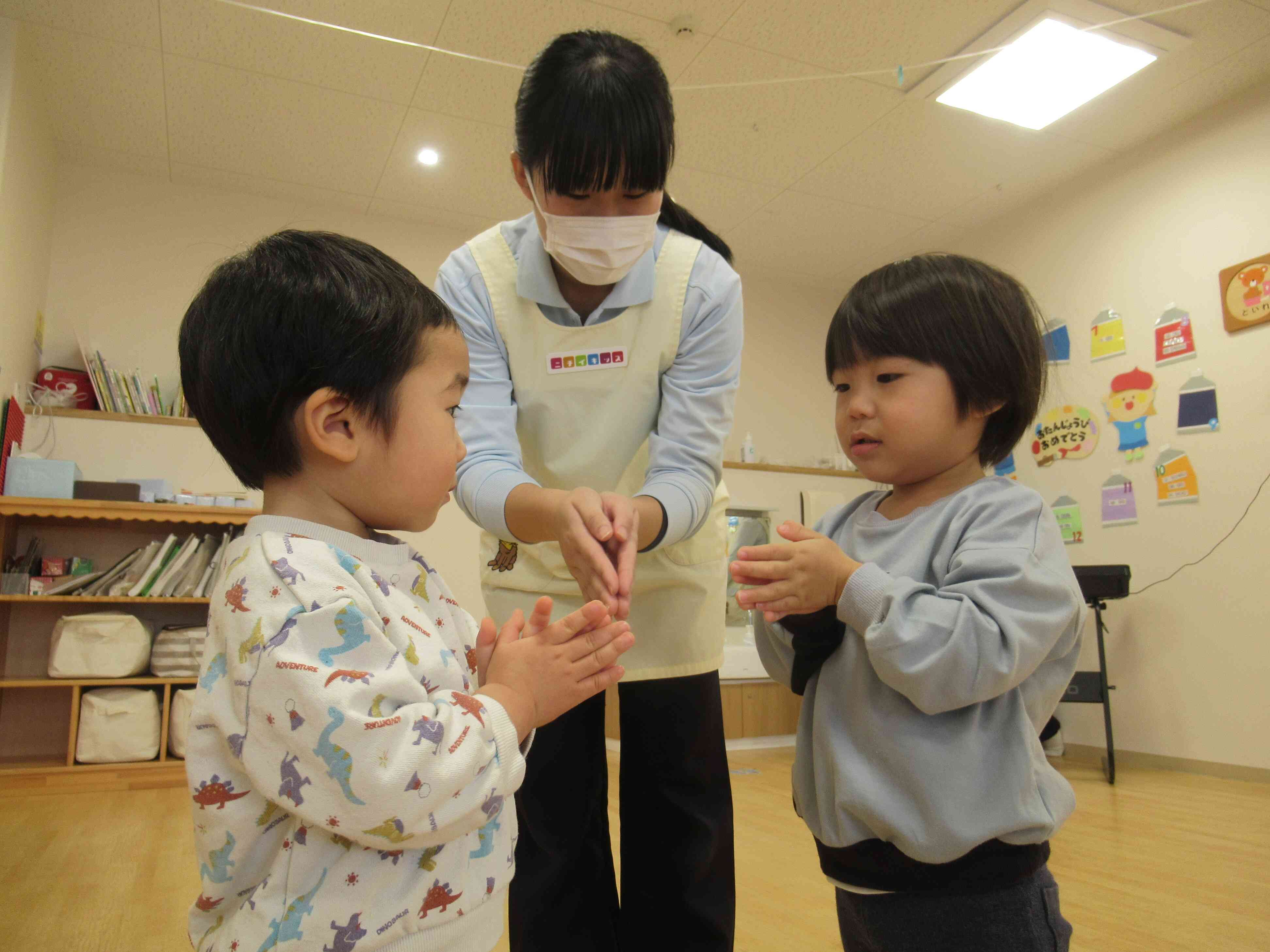 集まって・・お～はなし～♪