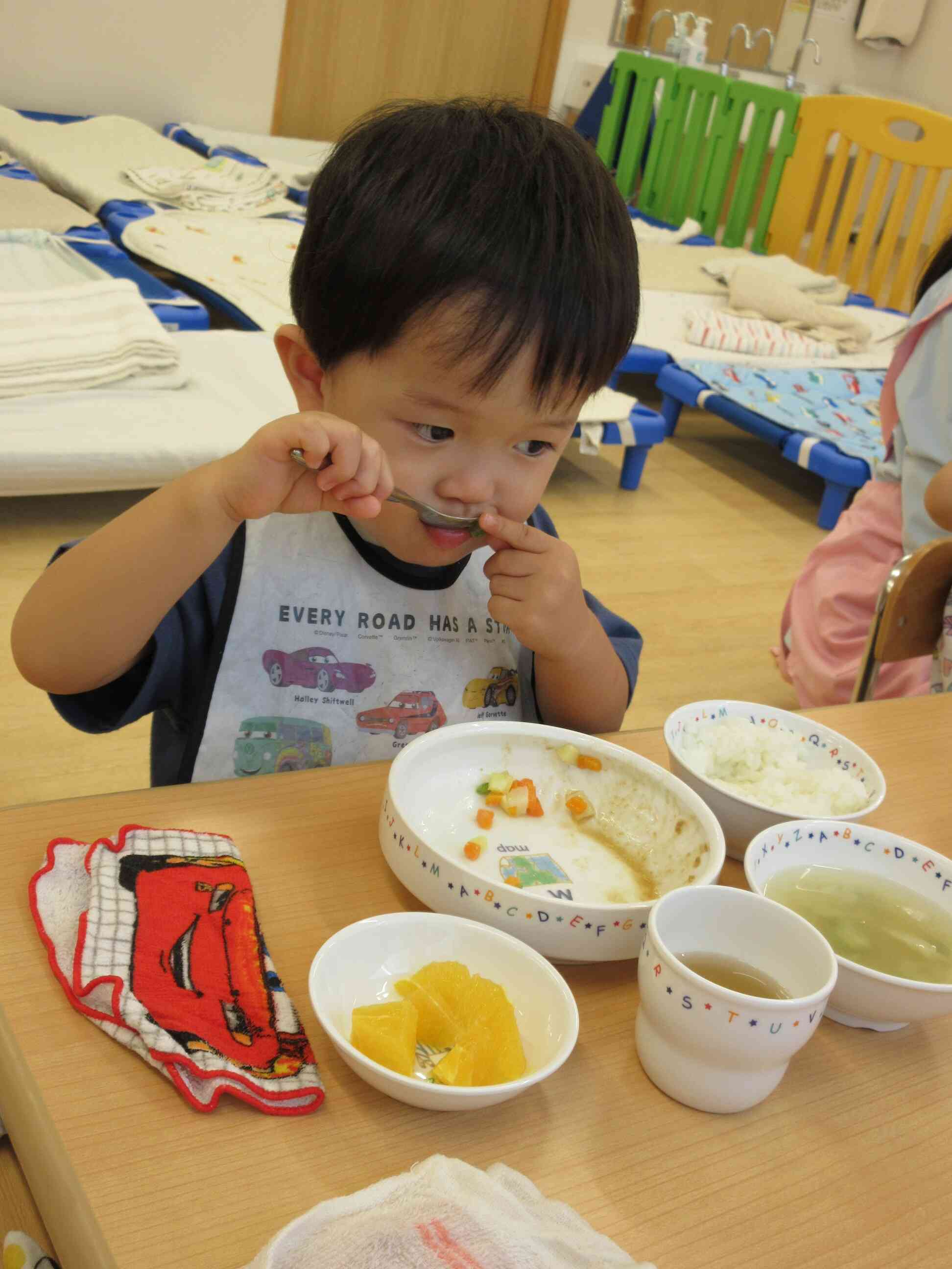 上手に食べています！みんなすごい！！