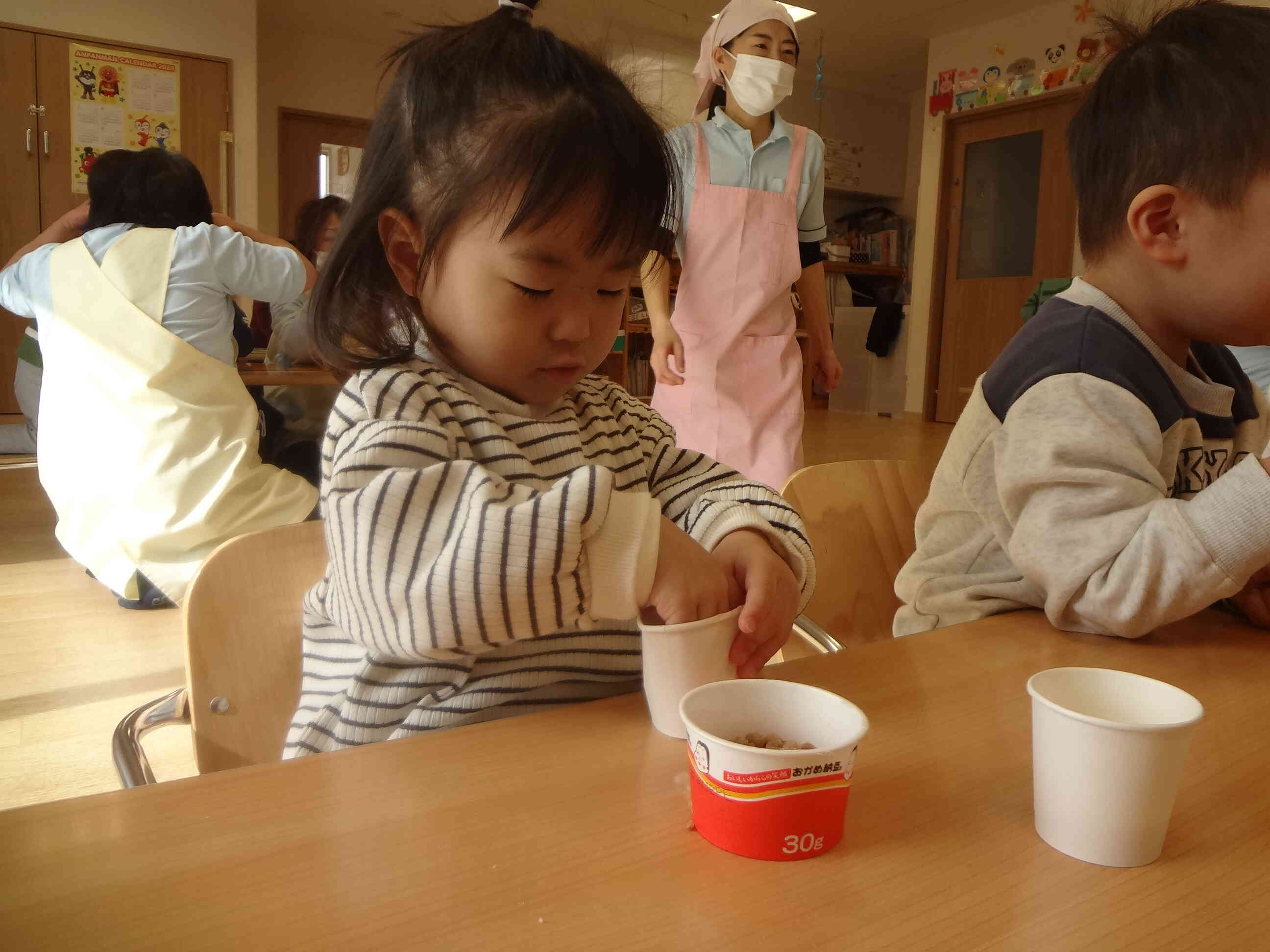 私、もやしもポキポキしたよ。高野豆腐、気持ちいいな