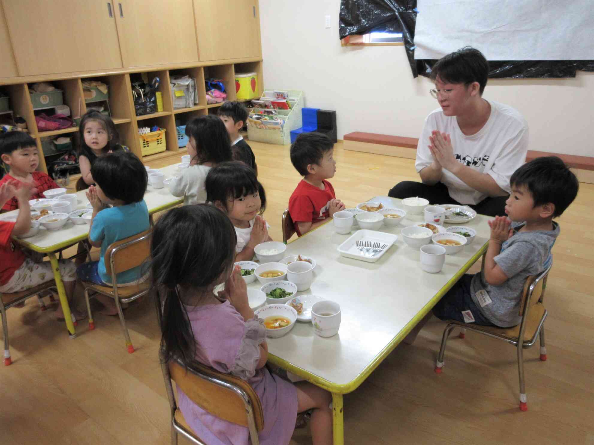 給食、いただきます！