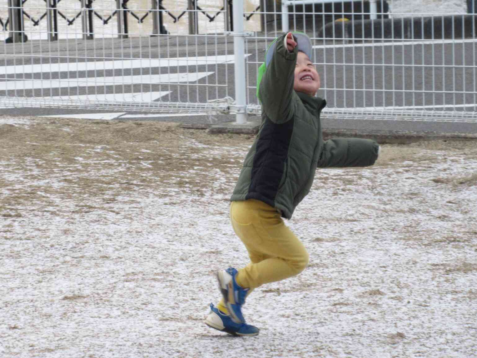 雪だ！