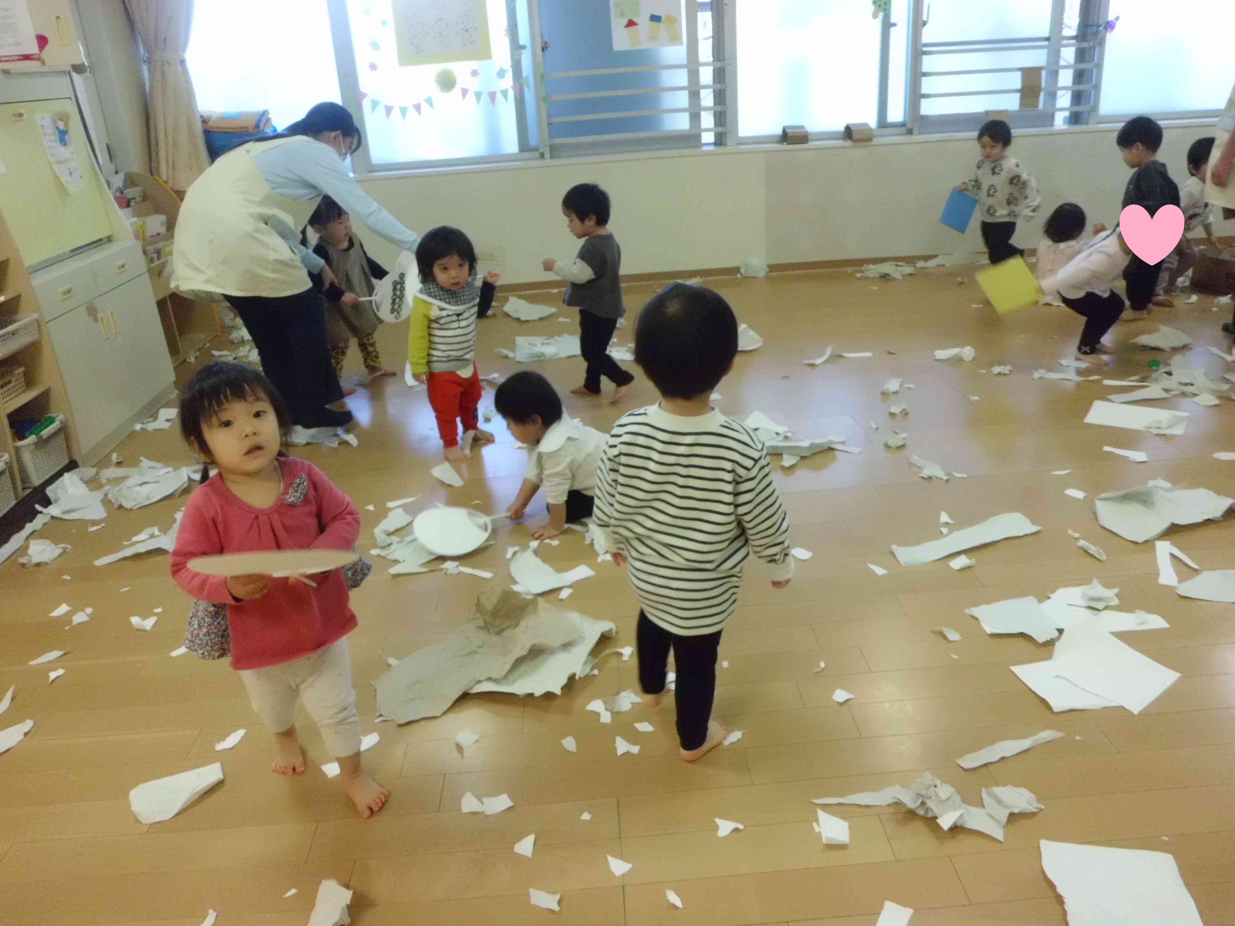 室内遊びの様子（1歳児）