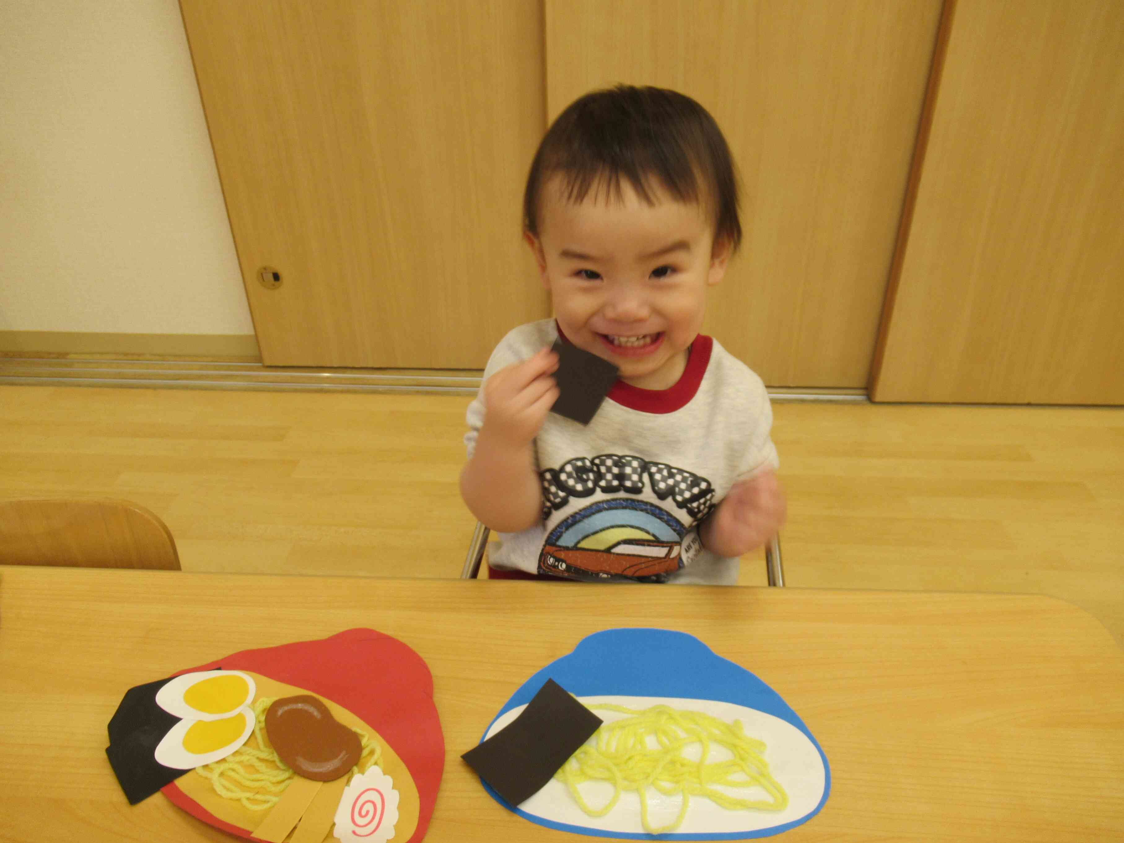 ぼくが作るラーメンは、とっても美味しいよ～(1歳児)