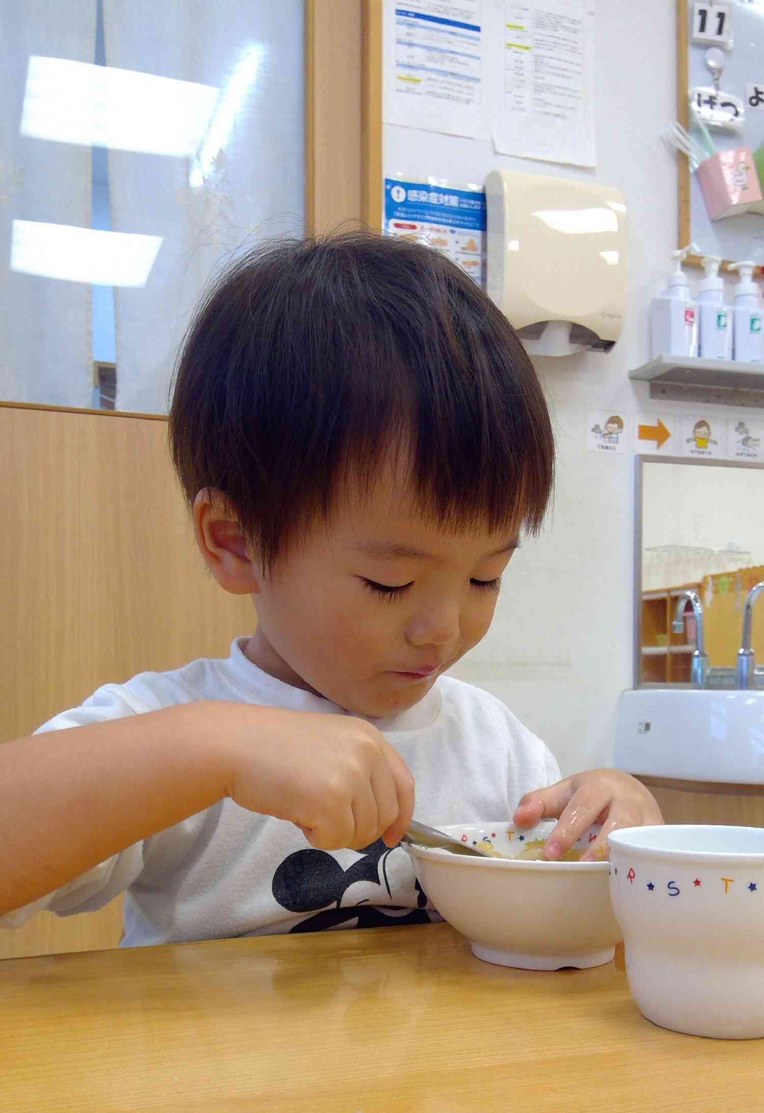 おやつは「吉田のうどん」