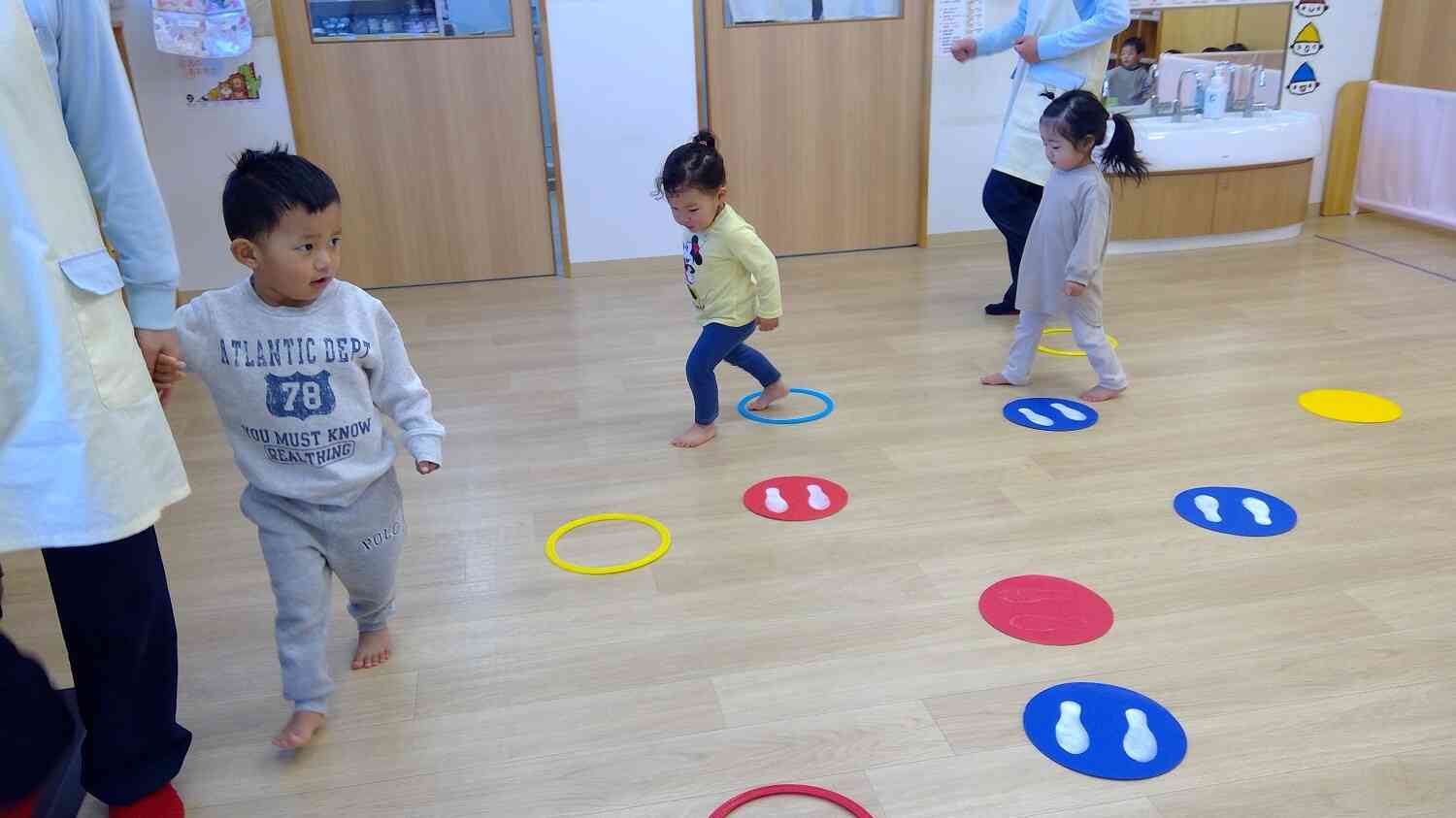 あひる組（1歳児）2月の様子