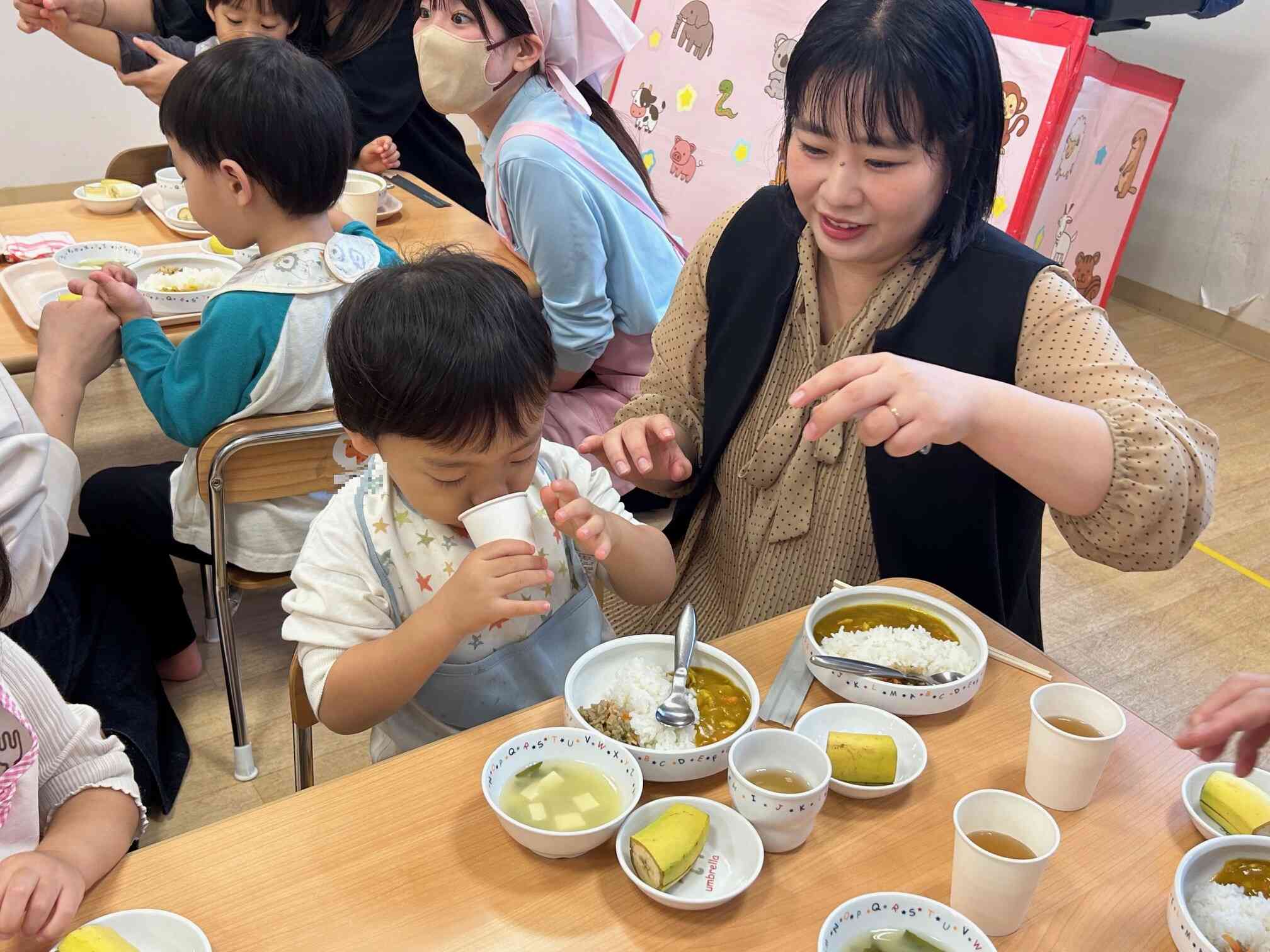 ママのお味噌汁が気になる～！