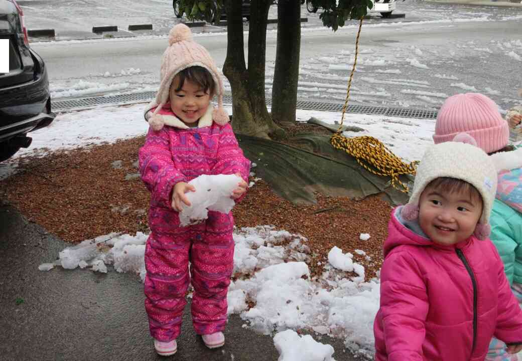 大きな雪！重いな