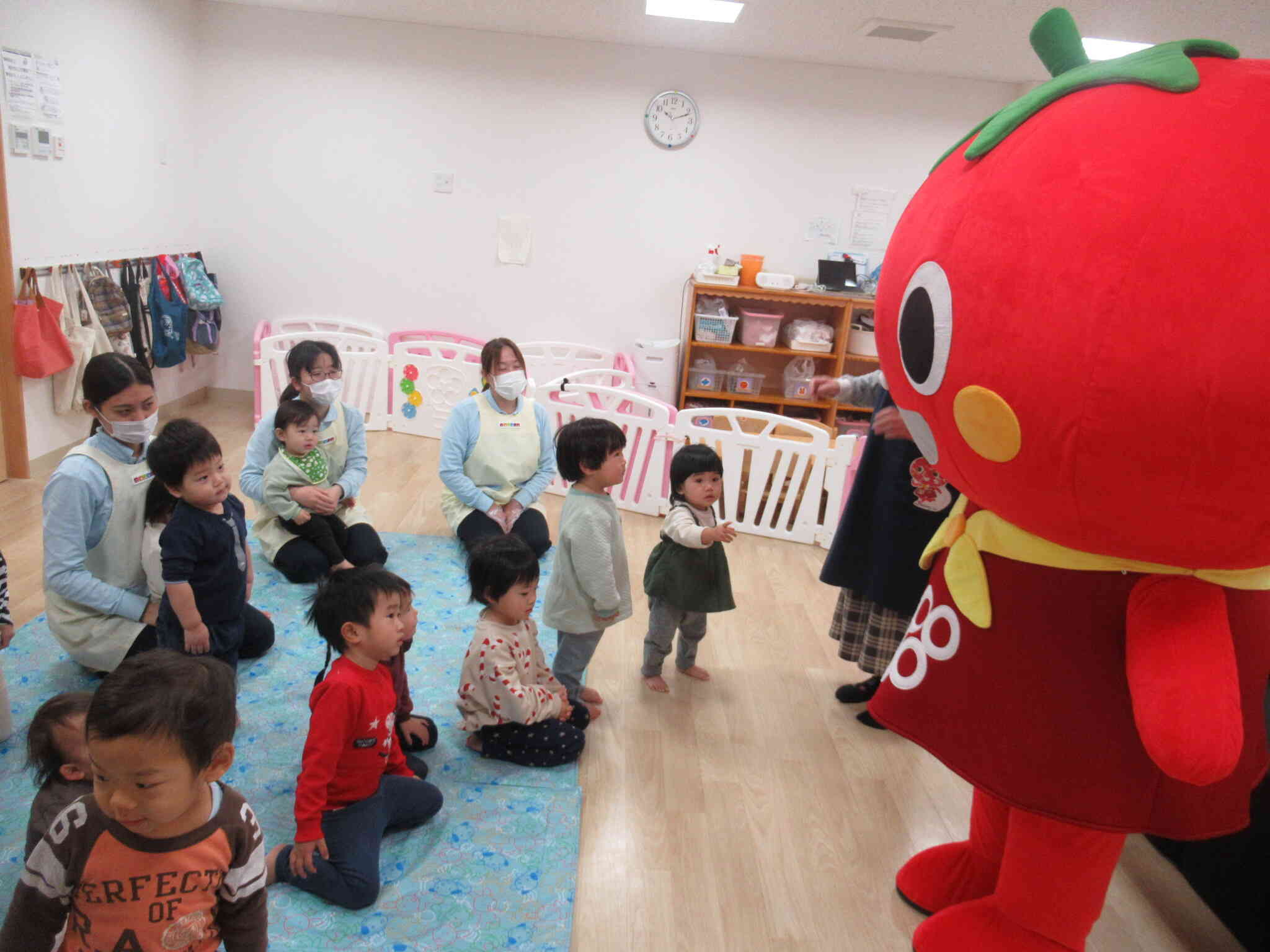 トマトちゃんが遊びに来てくれました