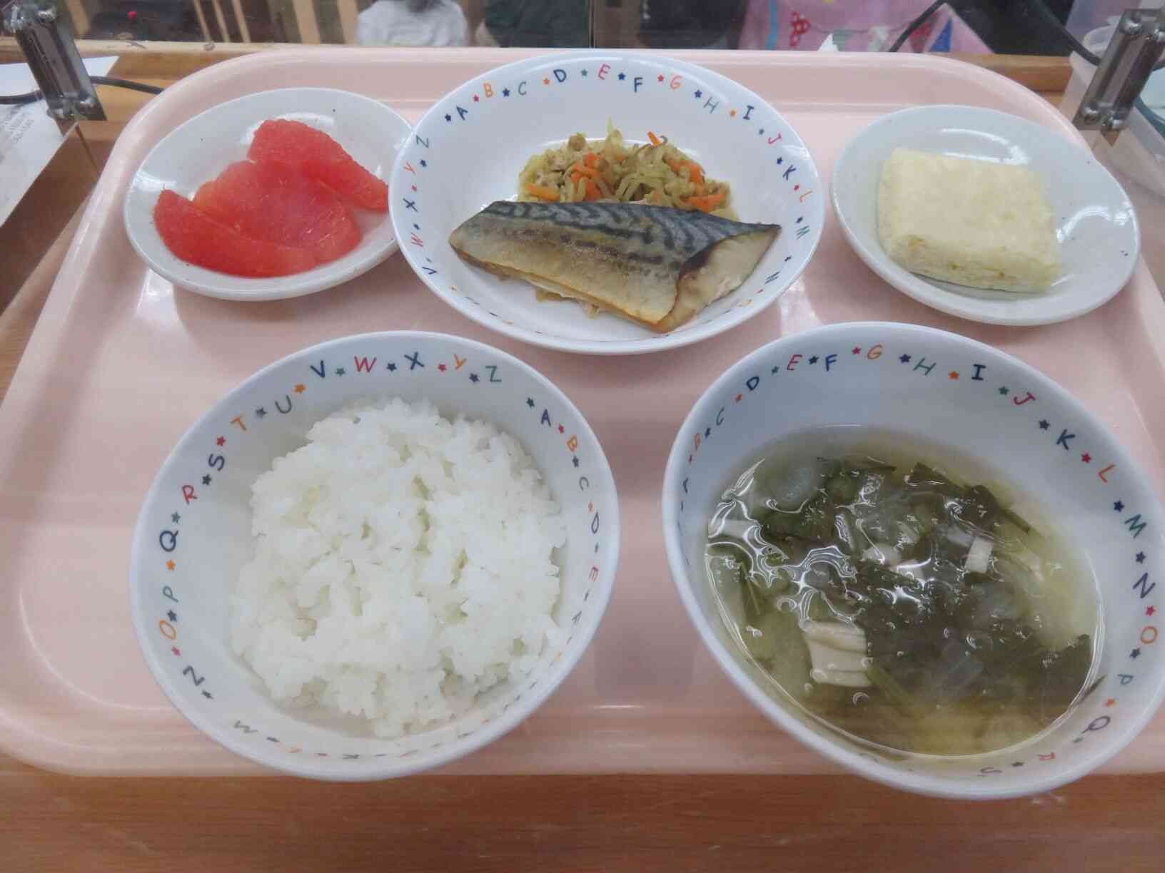 今日の給食の様子