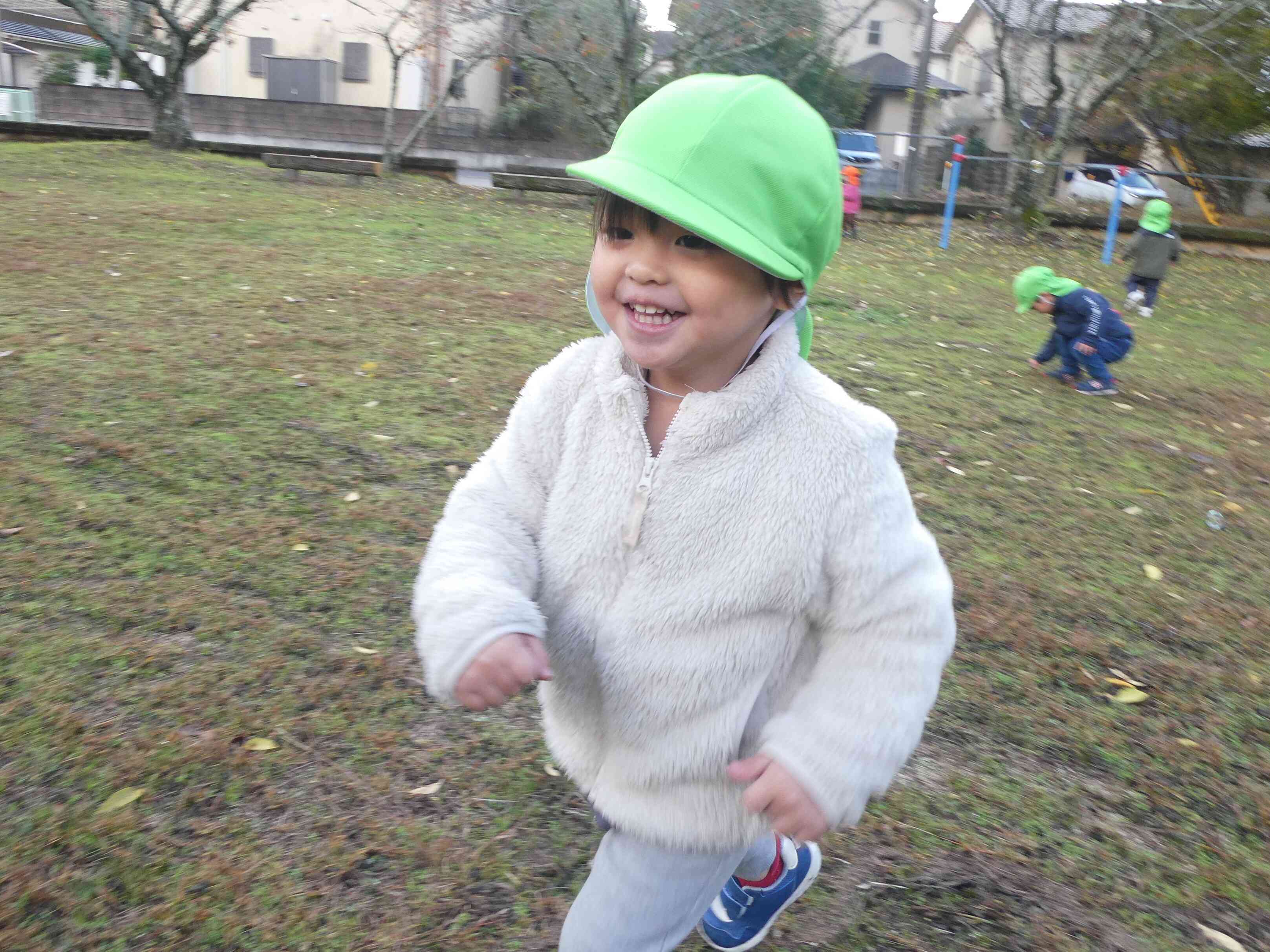 あひる組　雨上がりの公園で♪