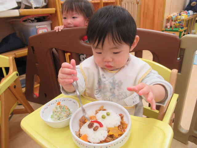 雪だるまのハヤシライス・ツリー風ポテトサラダ