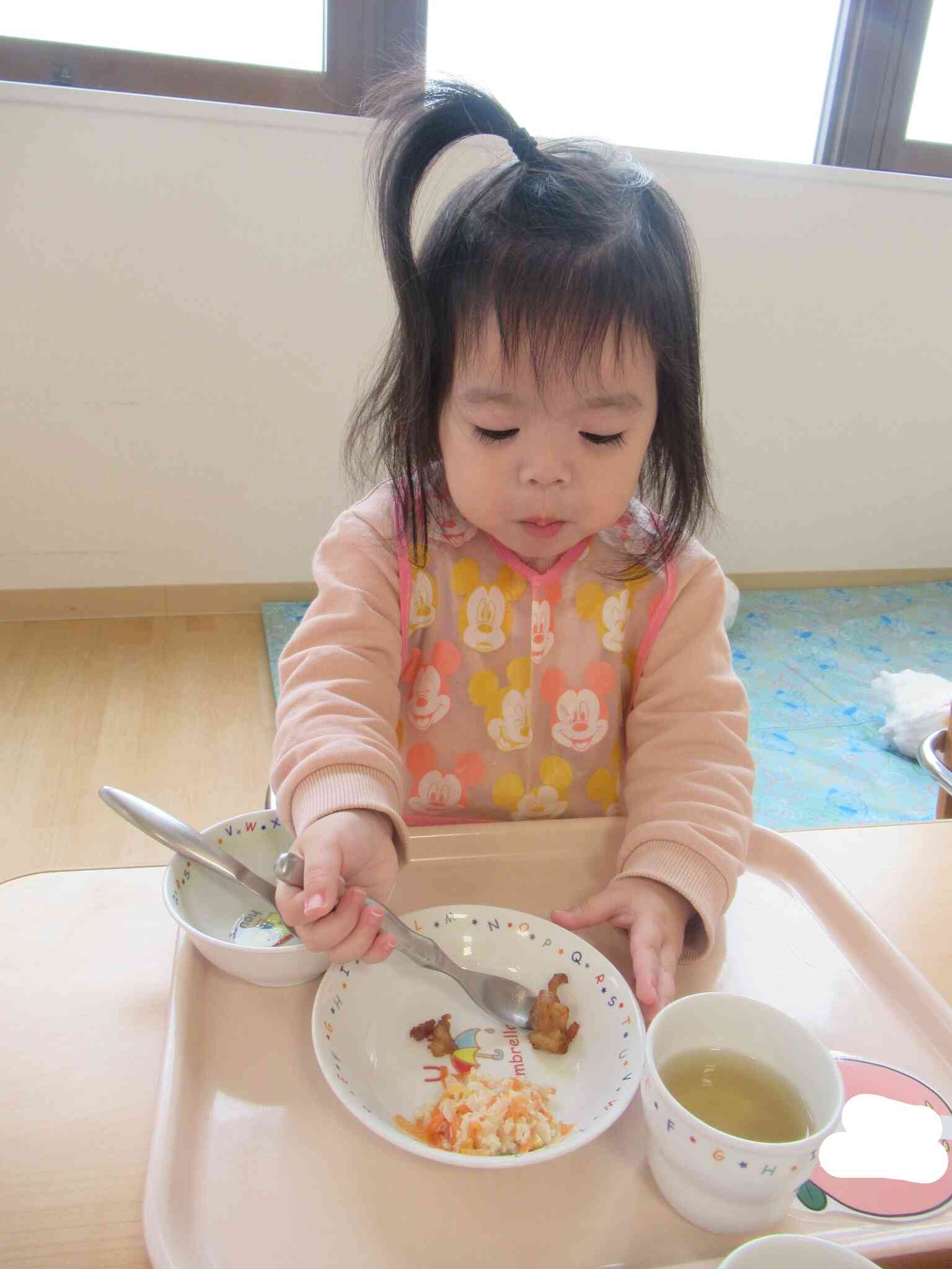 給食おいしいな♪