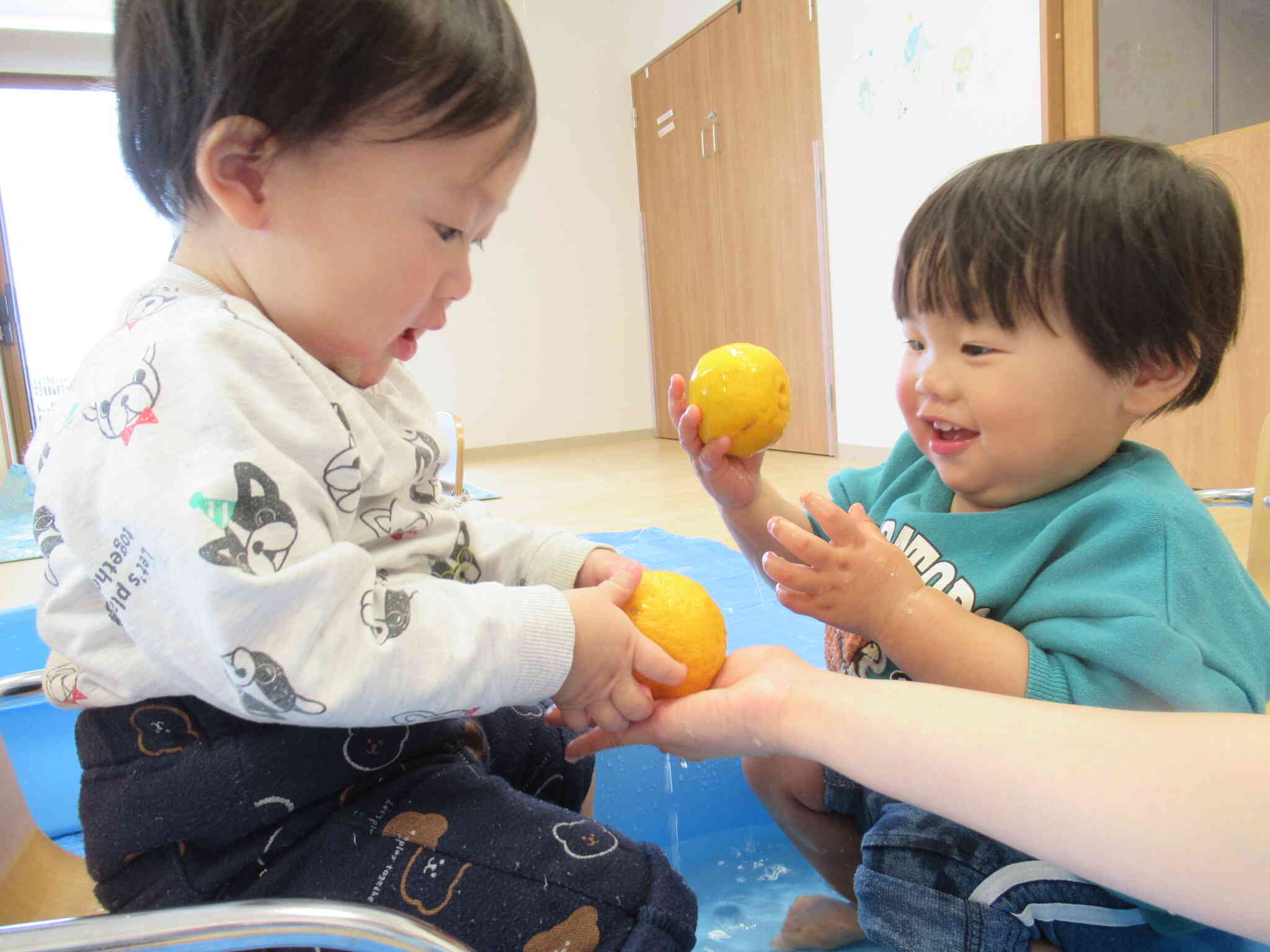 ゆず湯　　０歳児ひよこ組