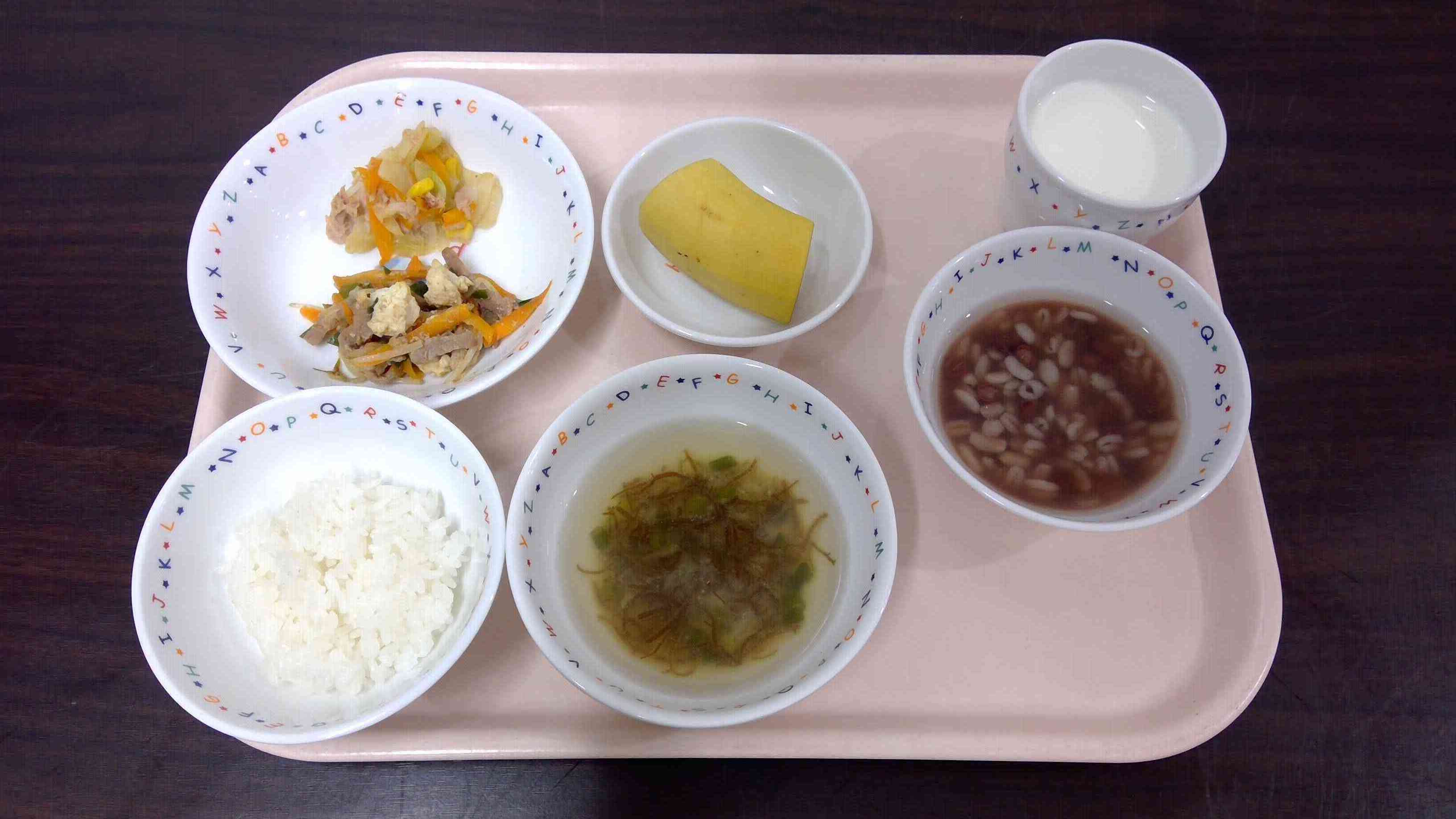 8月14日の給食とおやつ