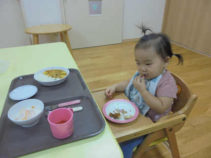 お食事の様子