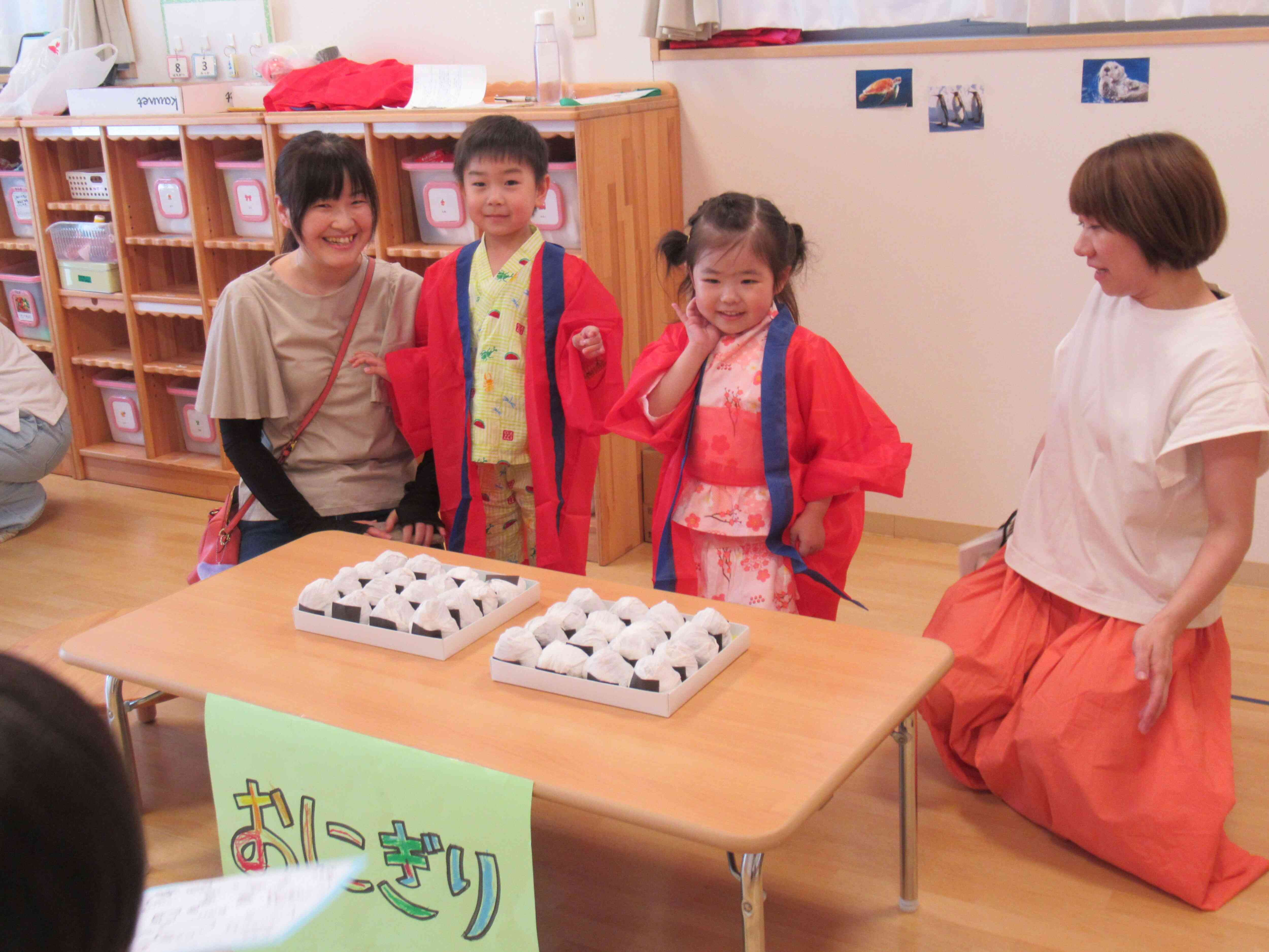 おにぎり屋さんスタートです！