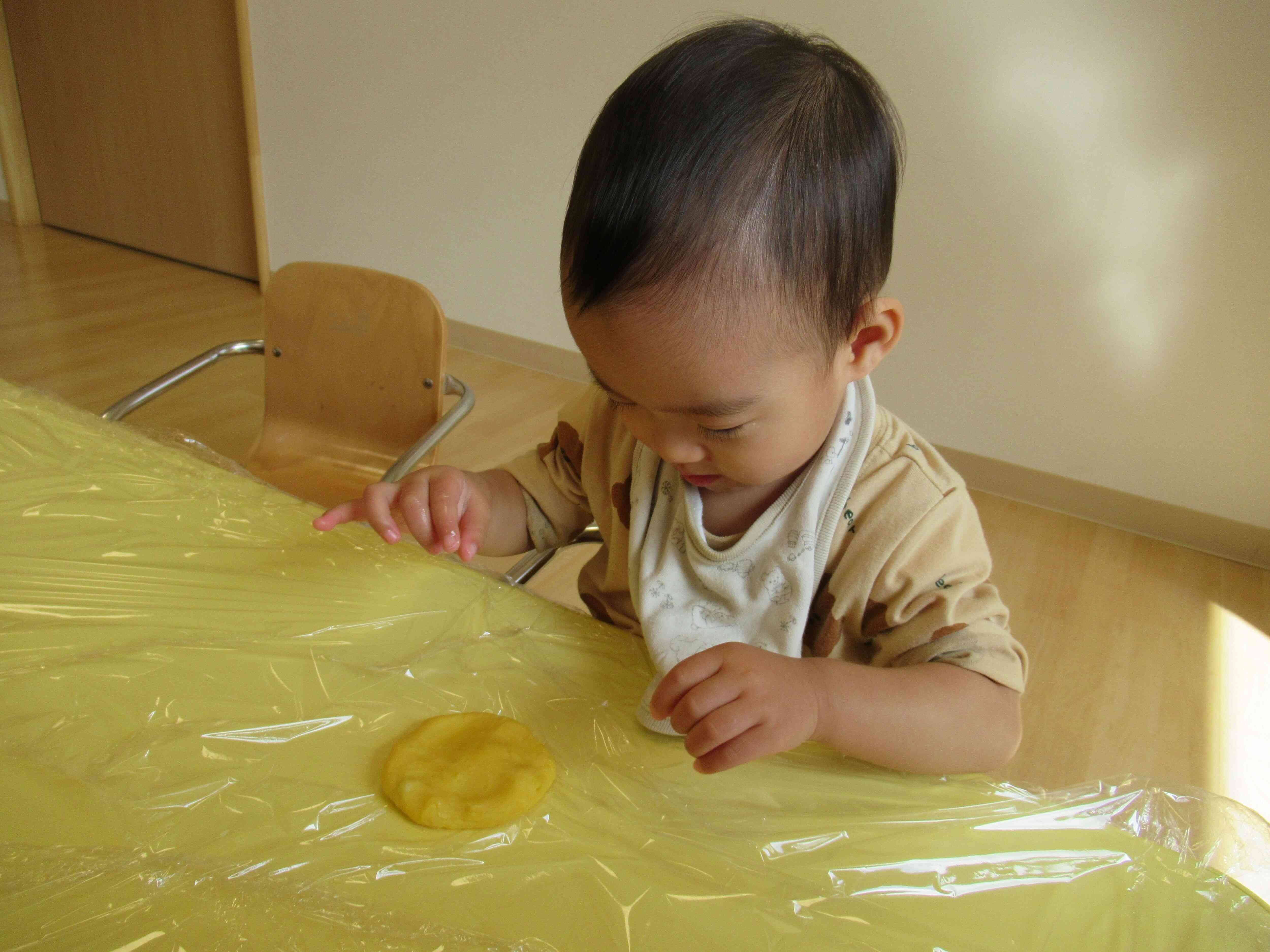 食育活動ハロウィンクッキー　（０歳児・１歳児）