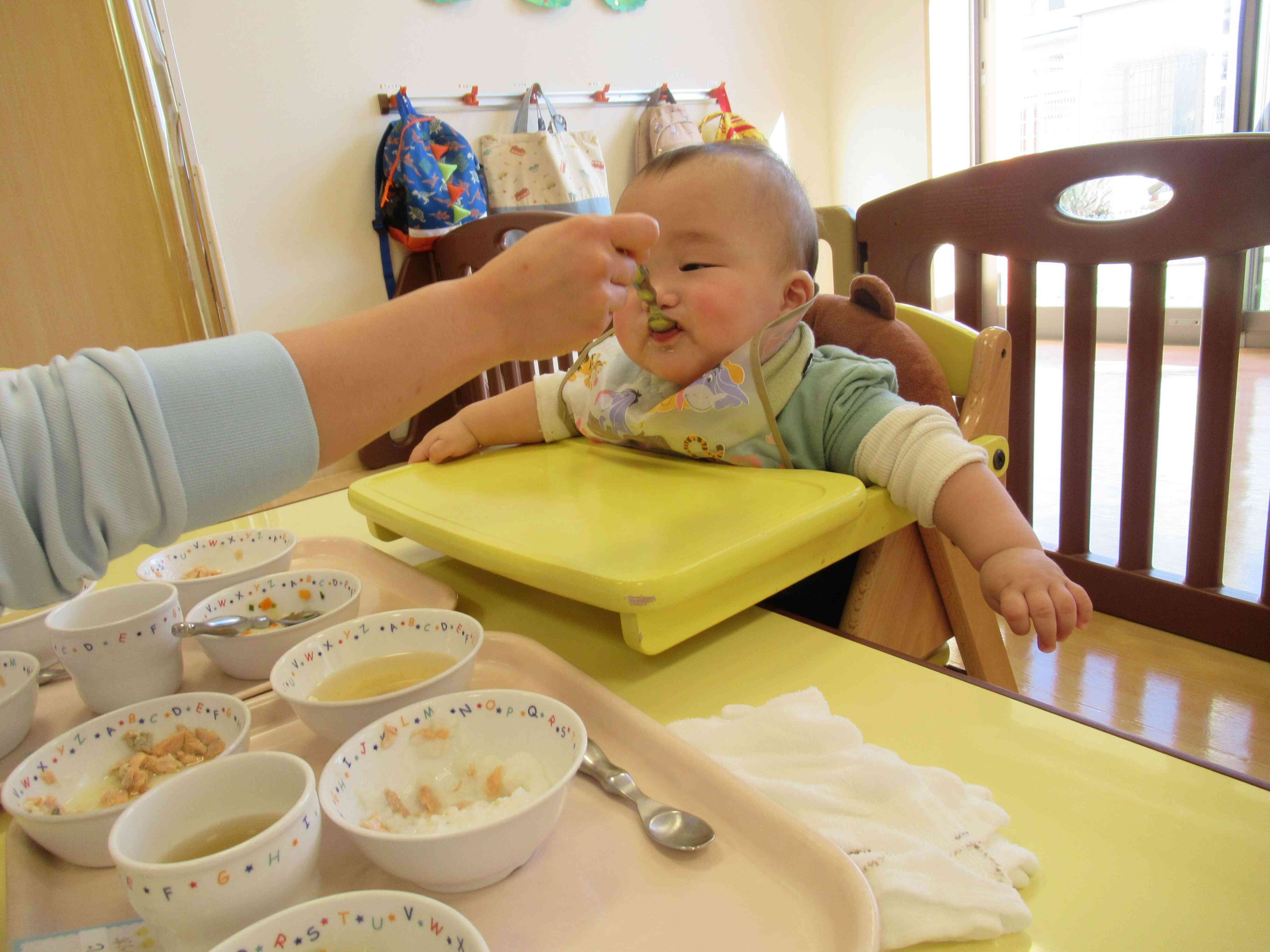 後期食パクパクモグモグおいしいね