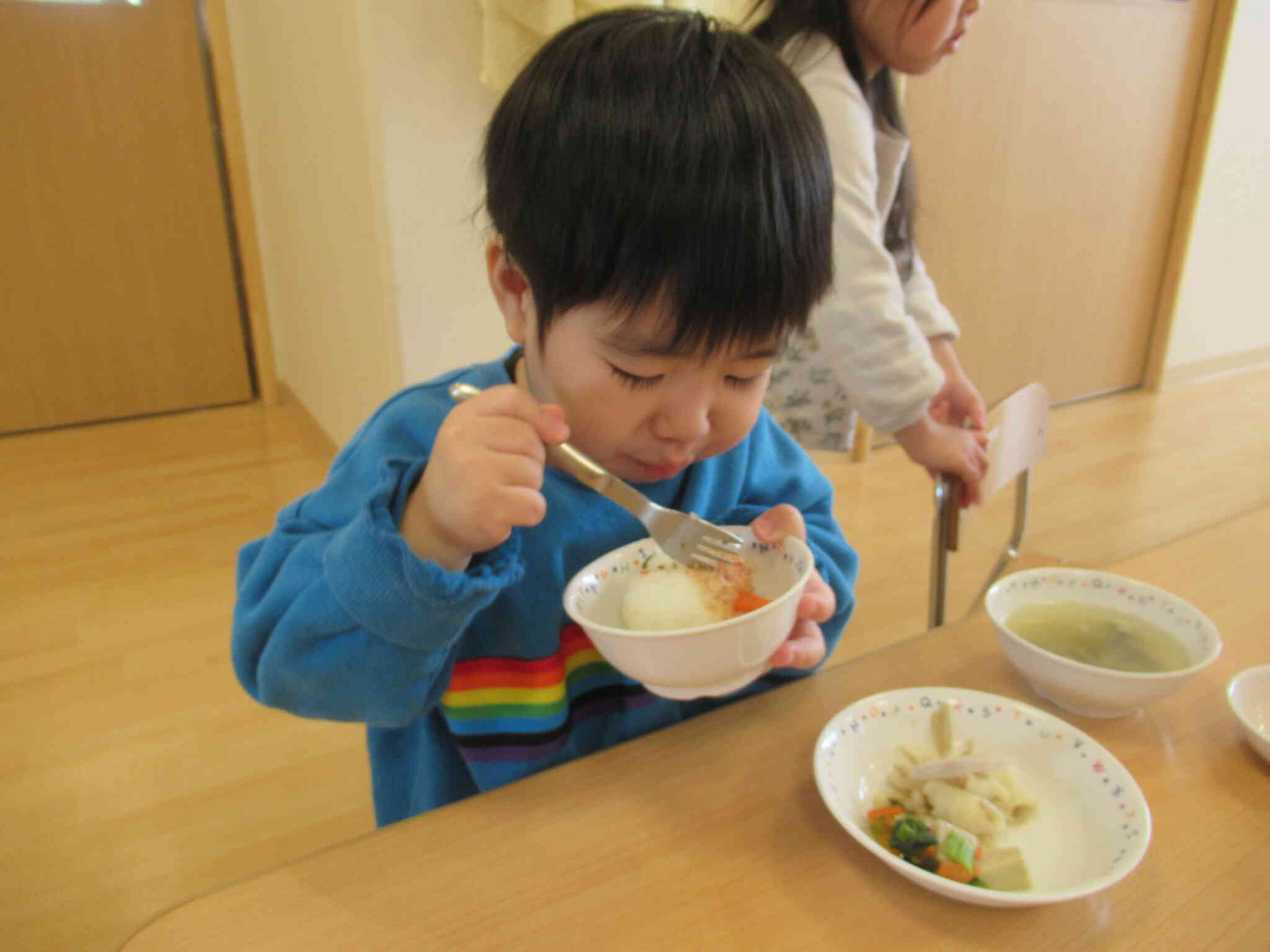 いっぱい食べて大きくなってね。