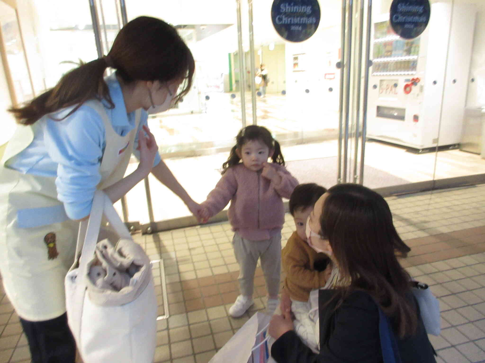 あのね、地震が来たんだよ！みんなでお迎え待ってたの！ママにお話♬