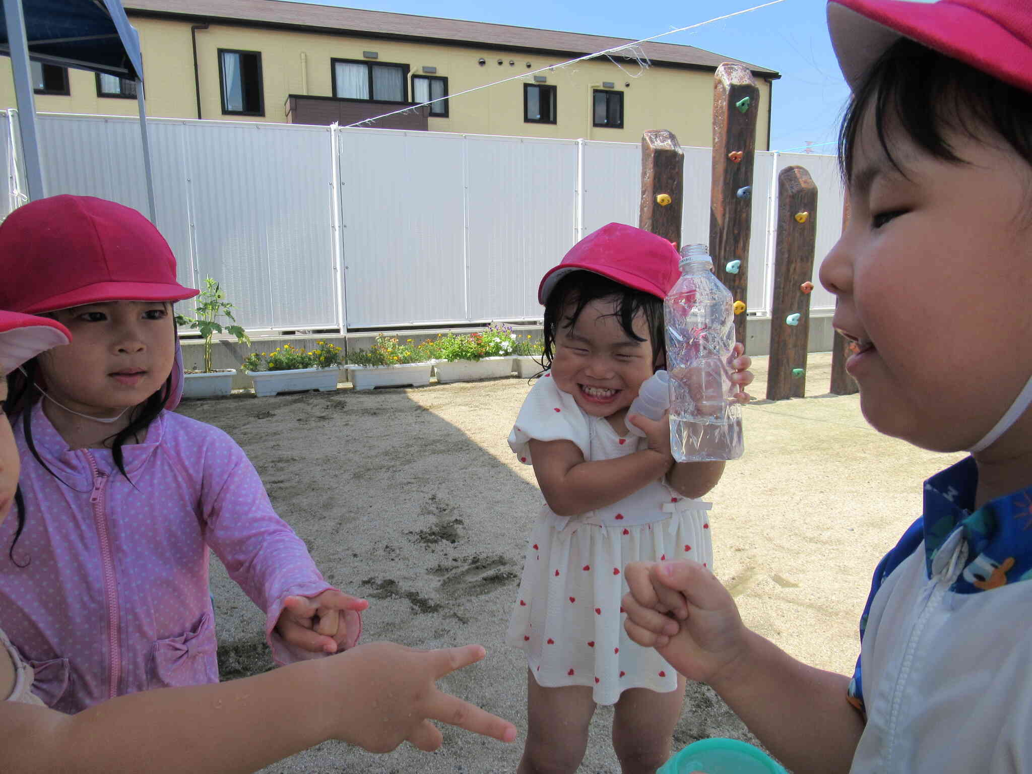 じゃんけんで勝ったら、水をかぶれるんだよ