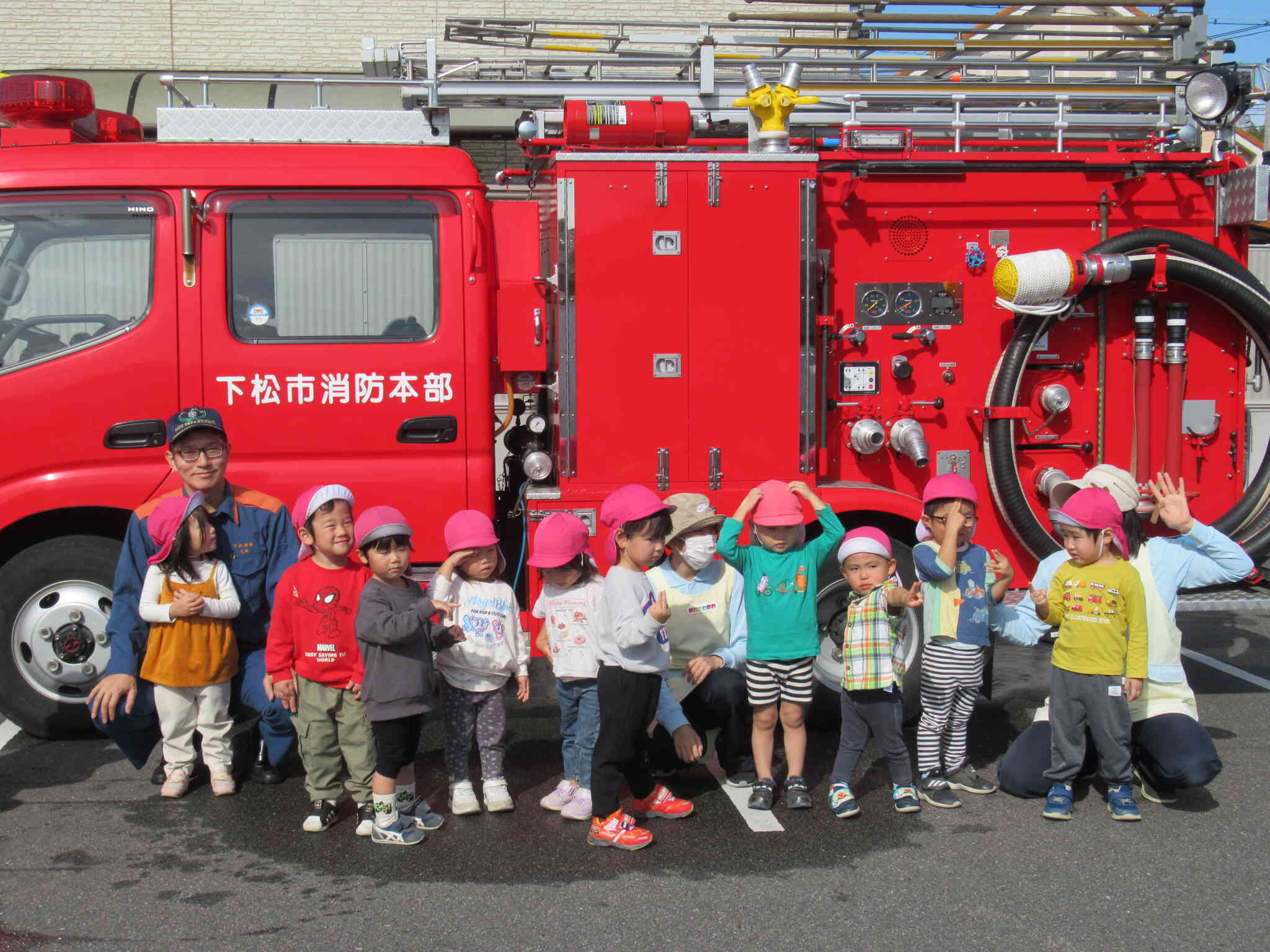 うさぎ組（2歳児）さんも、ハイポーズ！