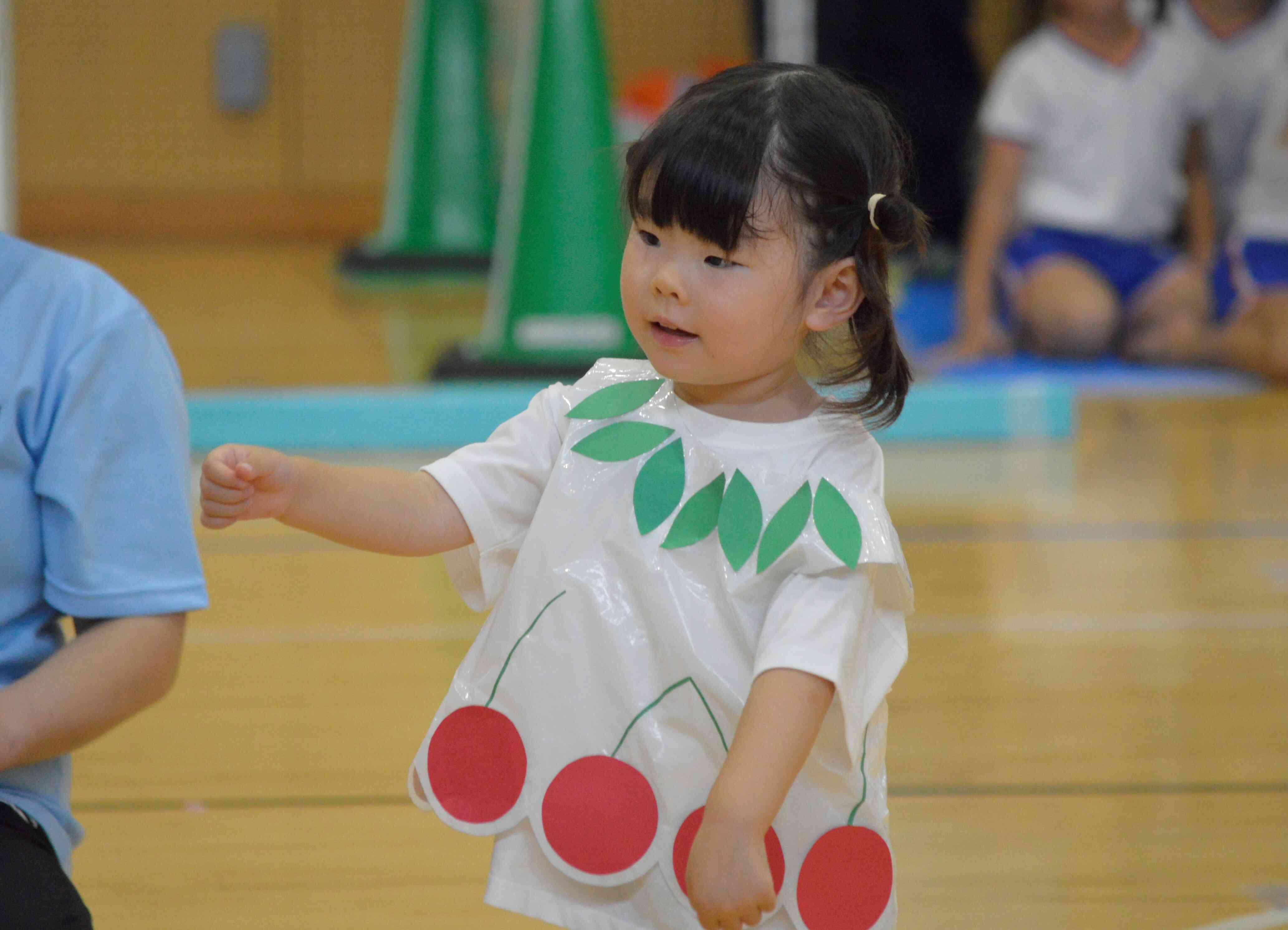 Kちゃんいつも張り切って踊ってくれます。最後の「チェリービーム！」もばっちり決まったね！